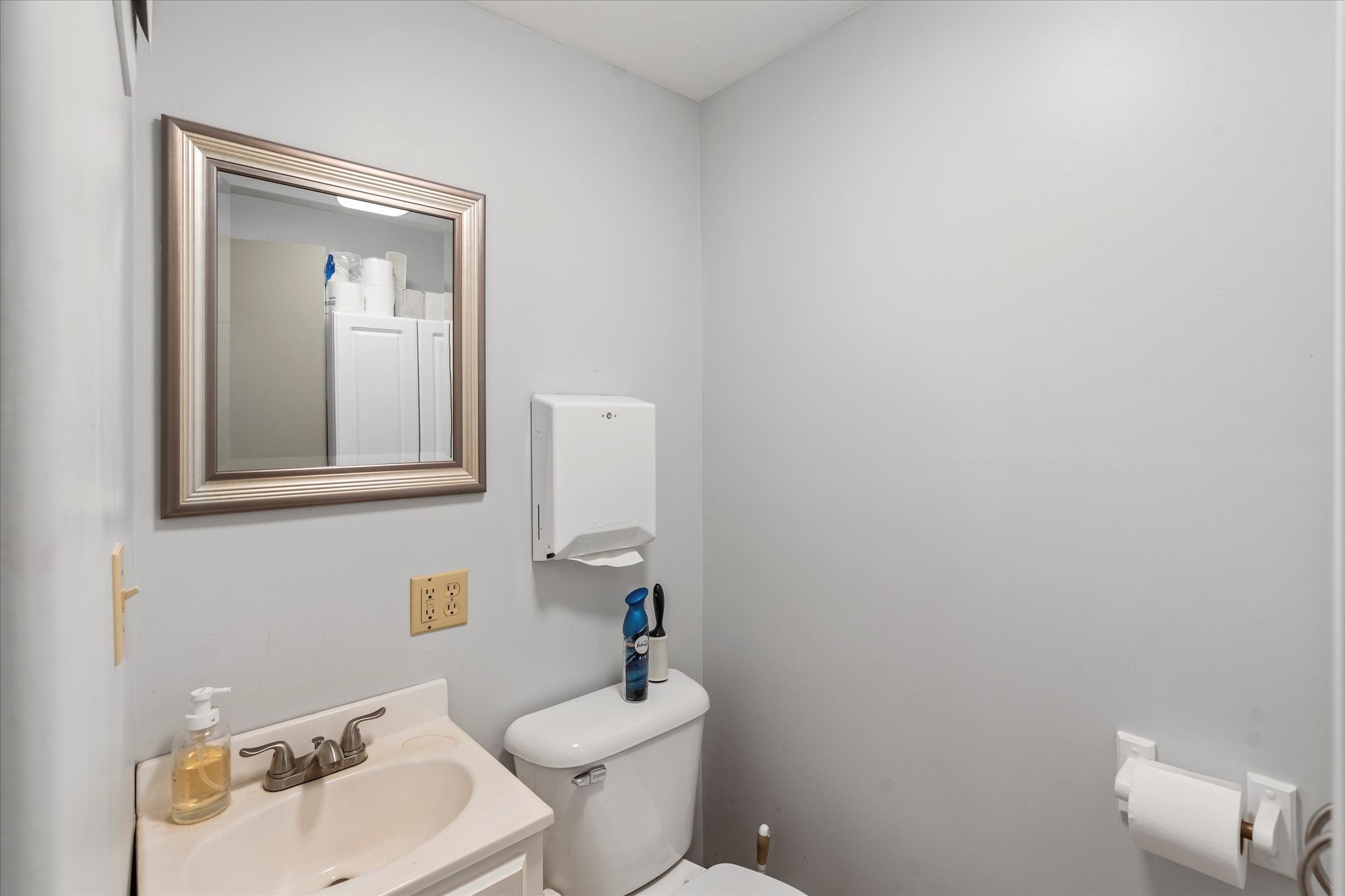 241 Central Avenue Property Photo 22