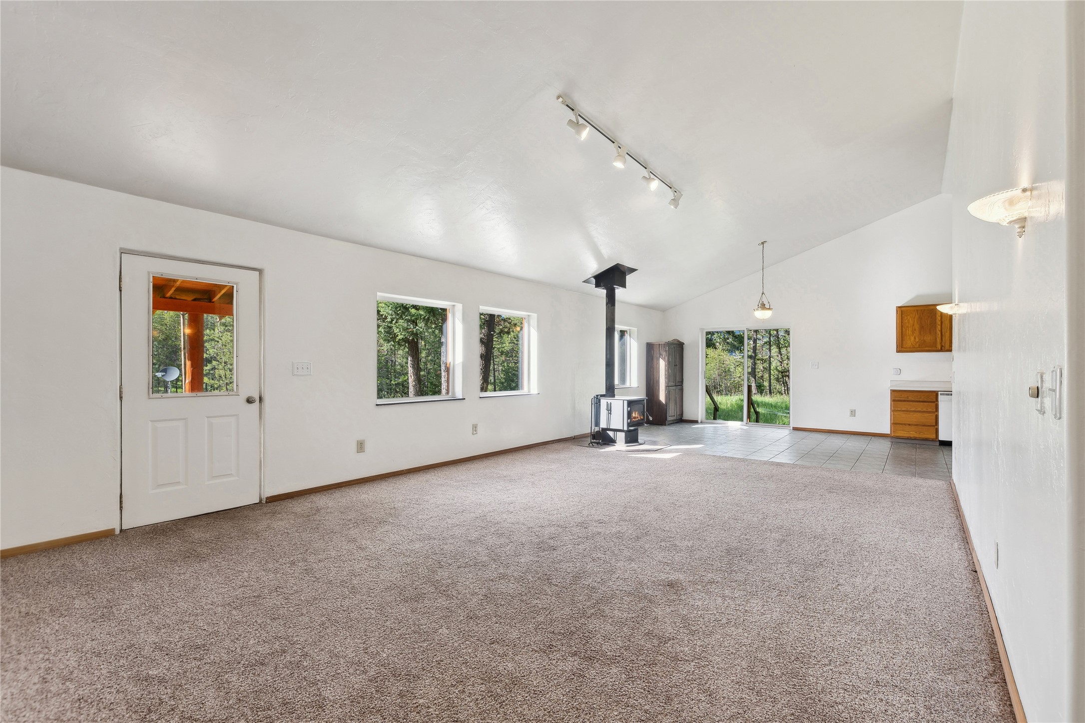 8100 Us Highway 2 W Property Photo 15