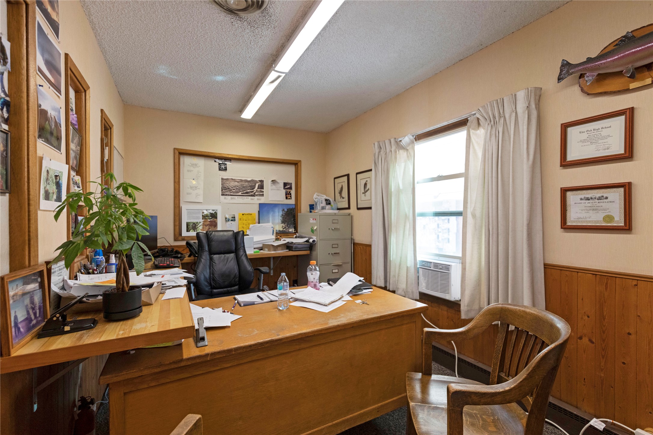 414 W Broadway Street Property Photo 12