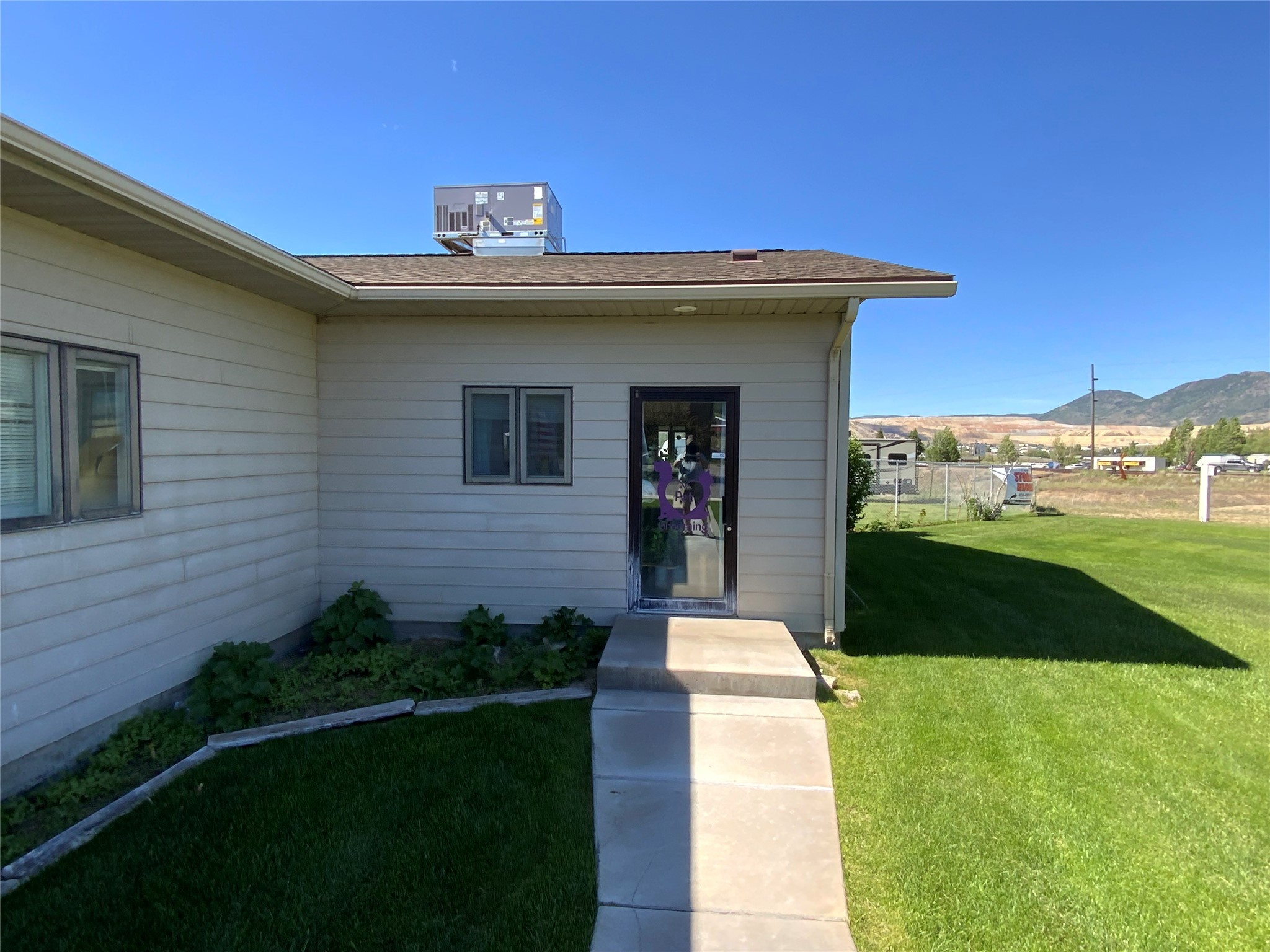 11 Dewey Boulevard Property Photo 6