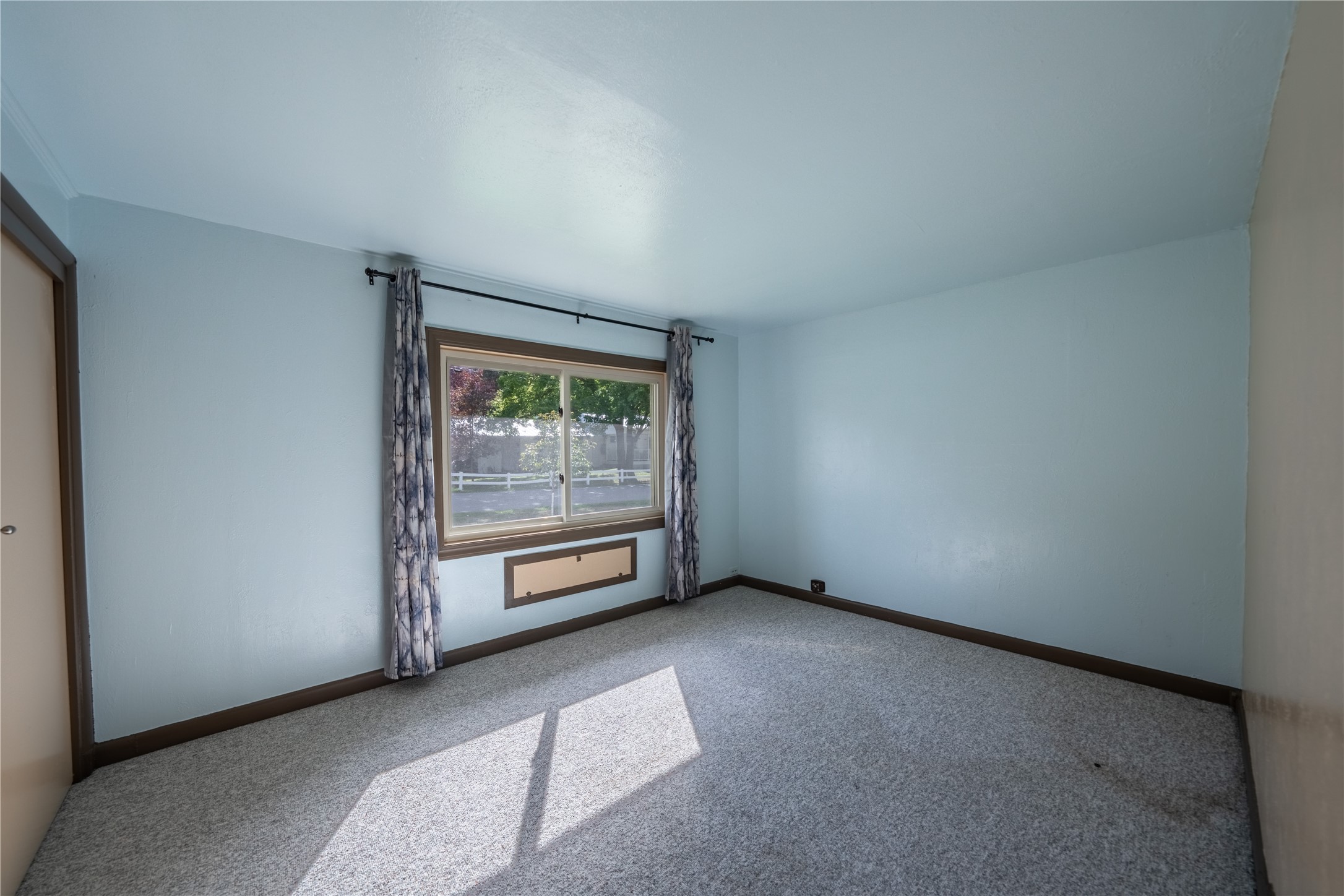822 W Balsam Street Property Photo 36