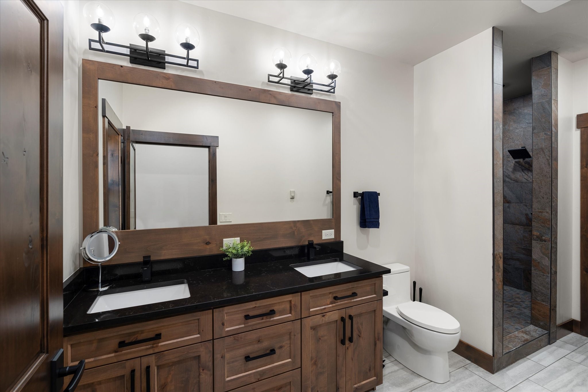 40149 Us Highway 2 W Property Photo 30
