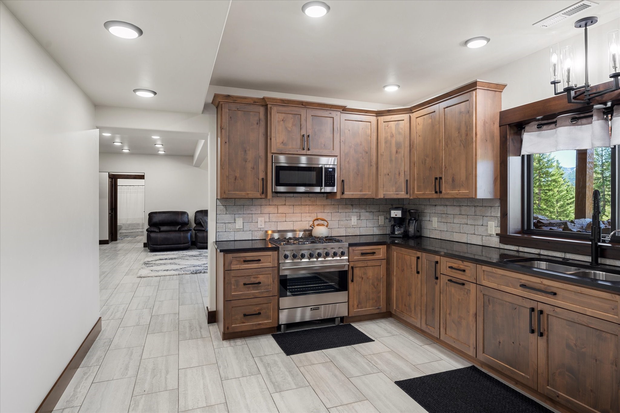 40149 Us Highway 2 W Property Photo 47