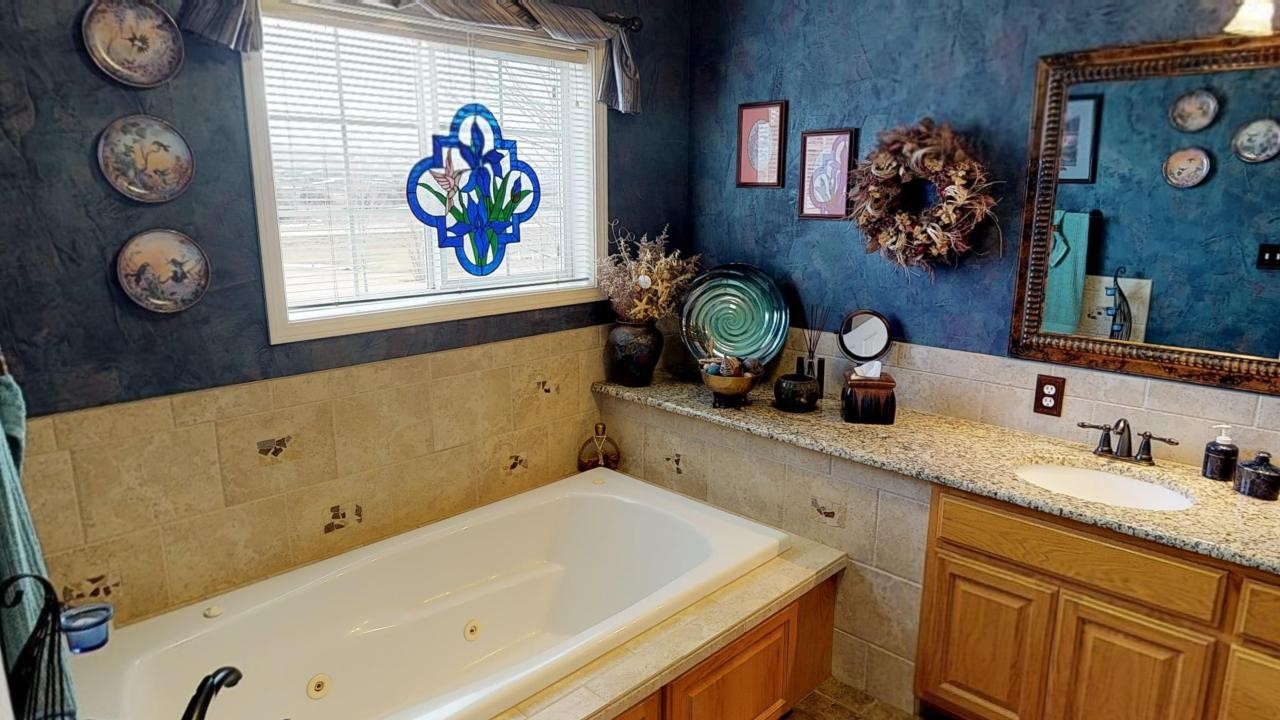 33953 & 33989 Fox Road Property Photo 17