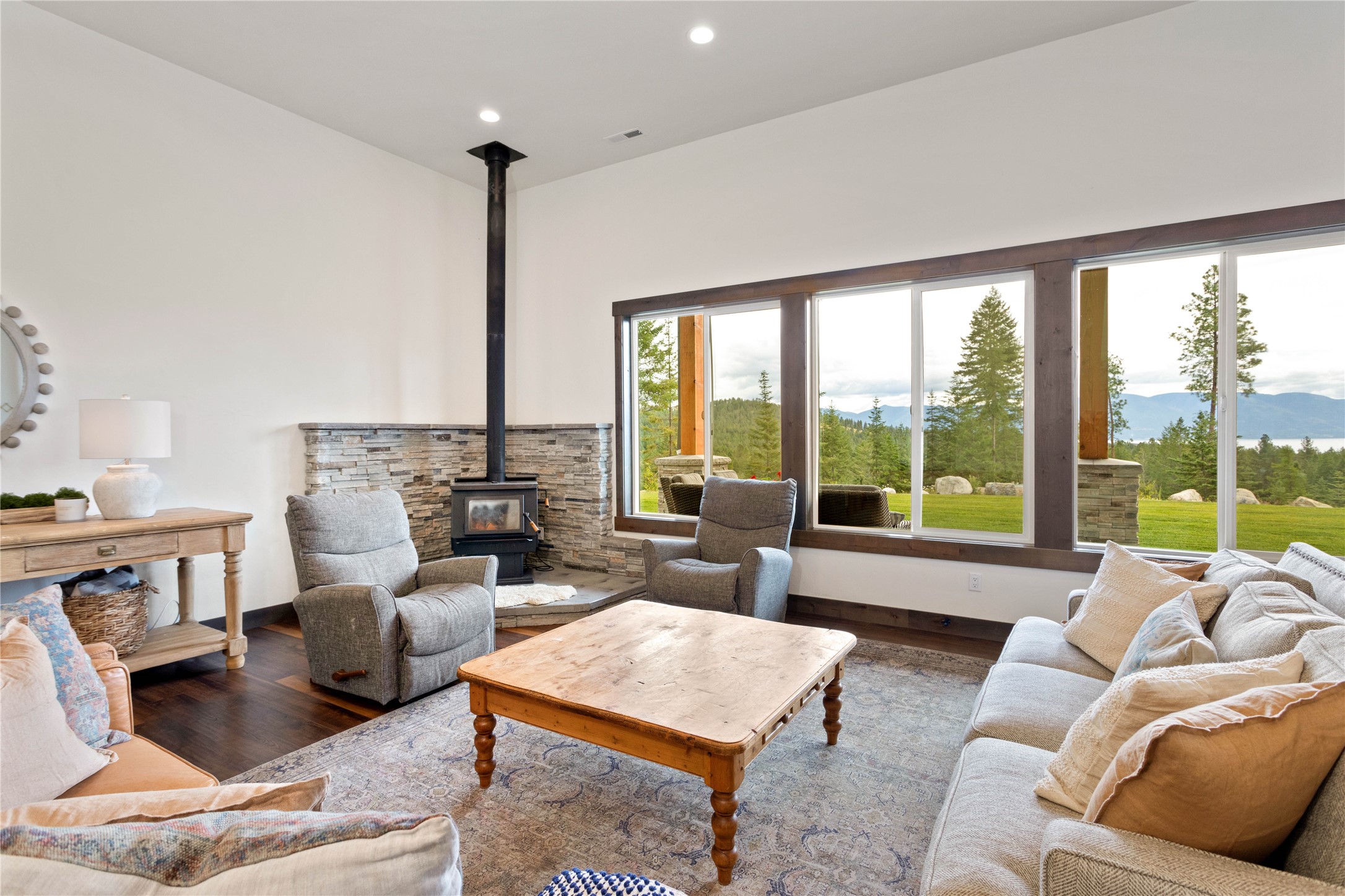 41227 Deer Mouse Lane Property Photo 6
