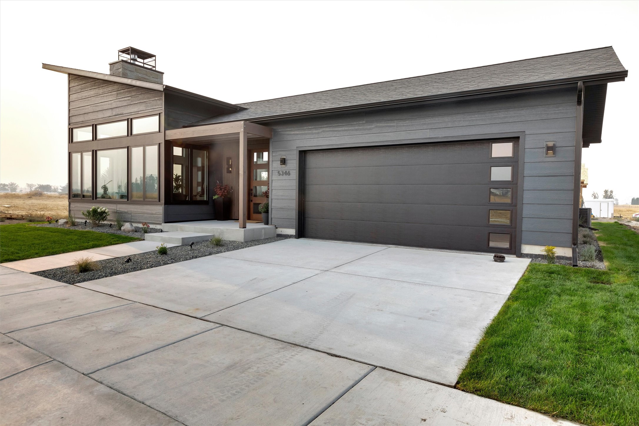 5346 Nesting Lane Property Photo 1