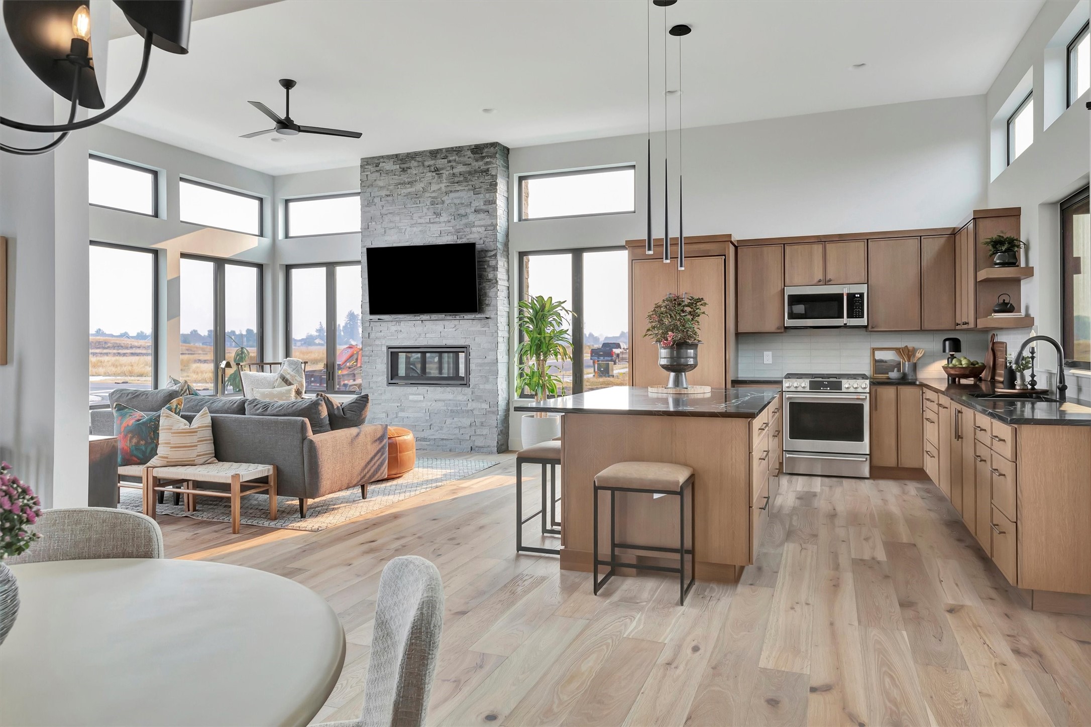 5346 Nesting Lane Property Photo 4