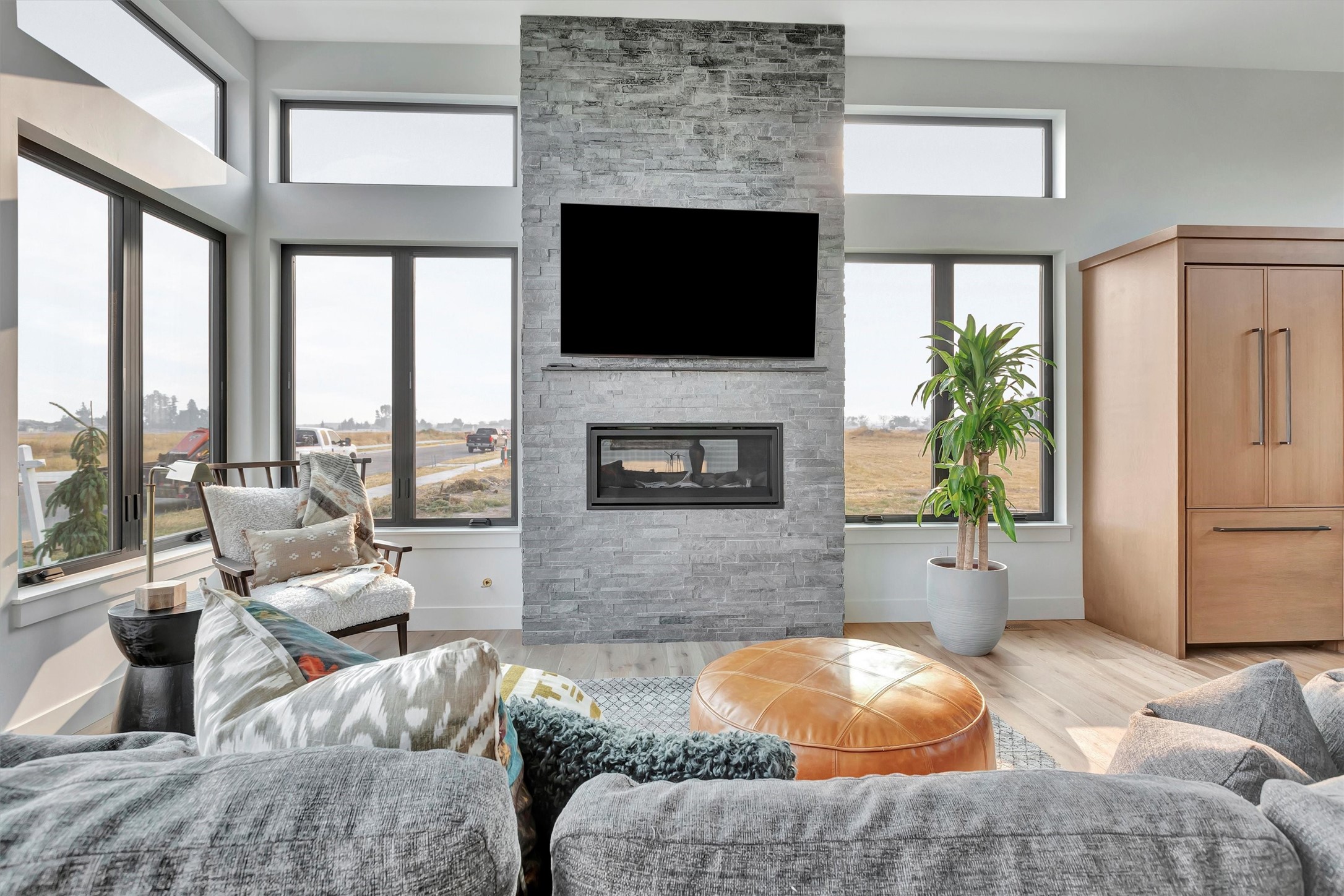 5346 Nesting Lane Property Photo 8