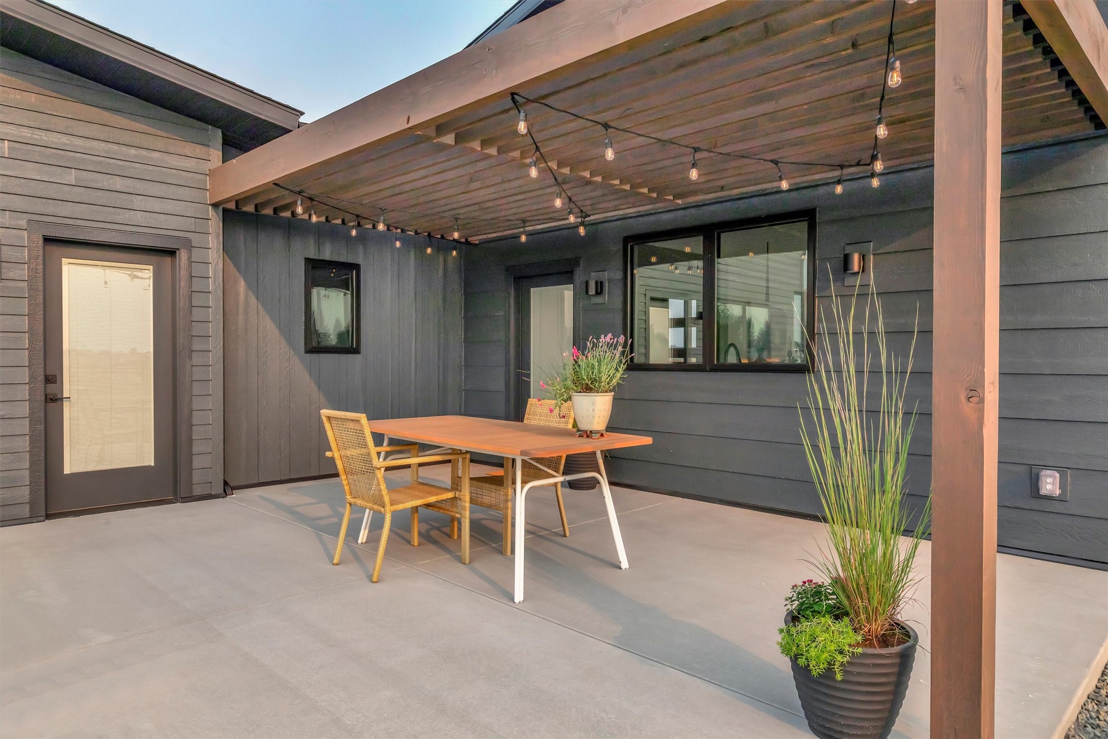 5346 Nesting Lane Property Photo 26