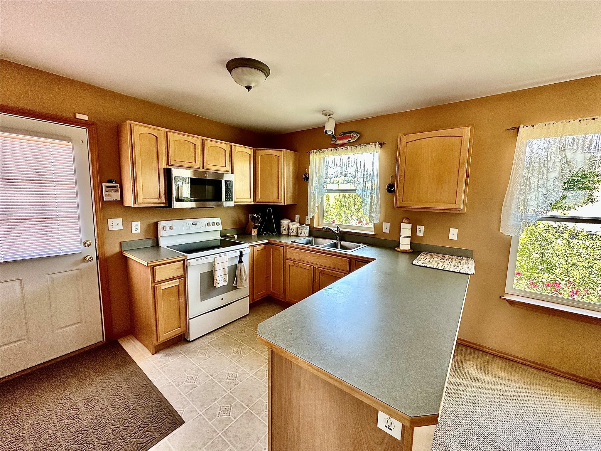 155 Two Bumps Road Property Photo 8