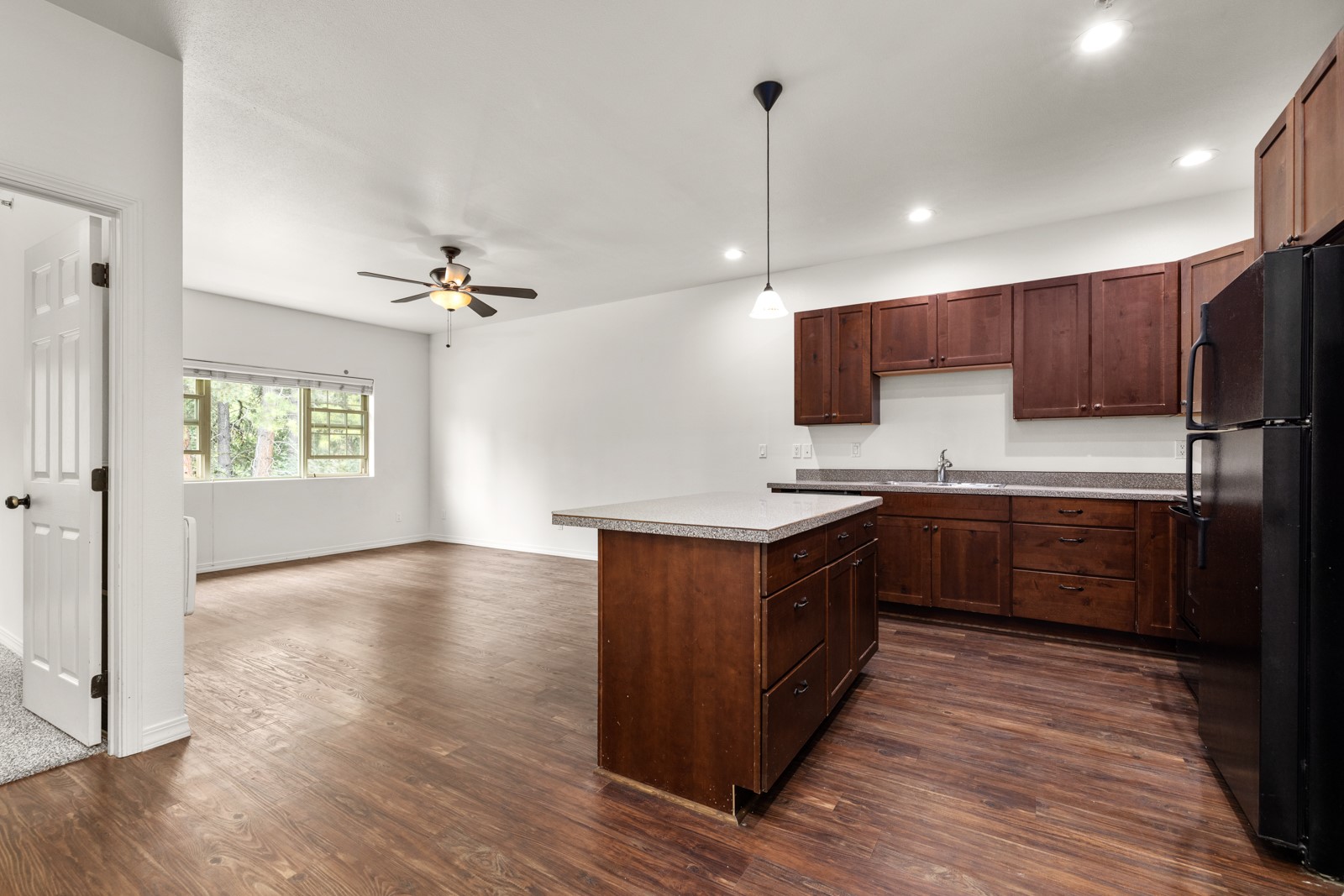 1605 & 1629 4th Avenue W Property Photo 13