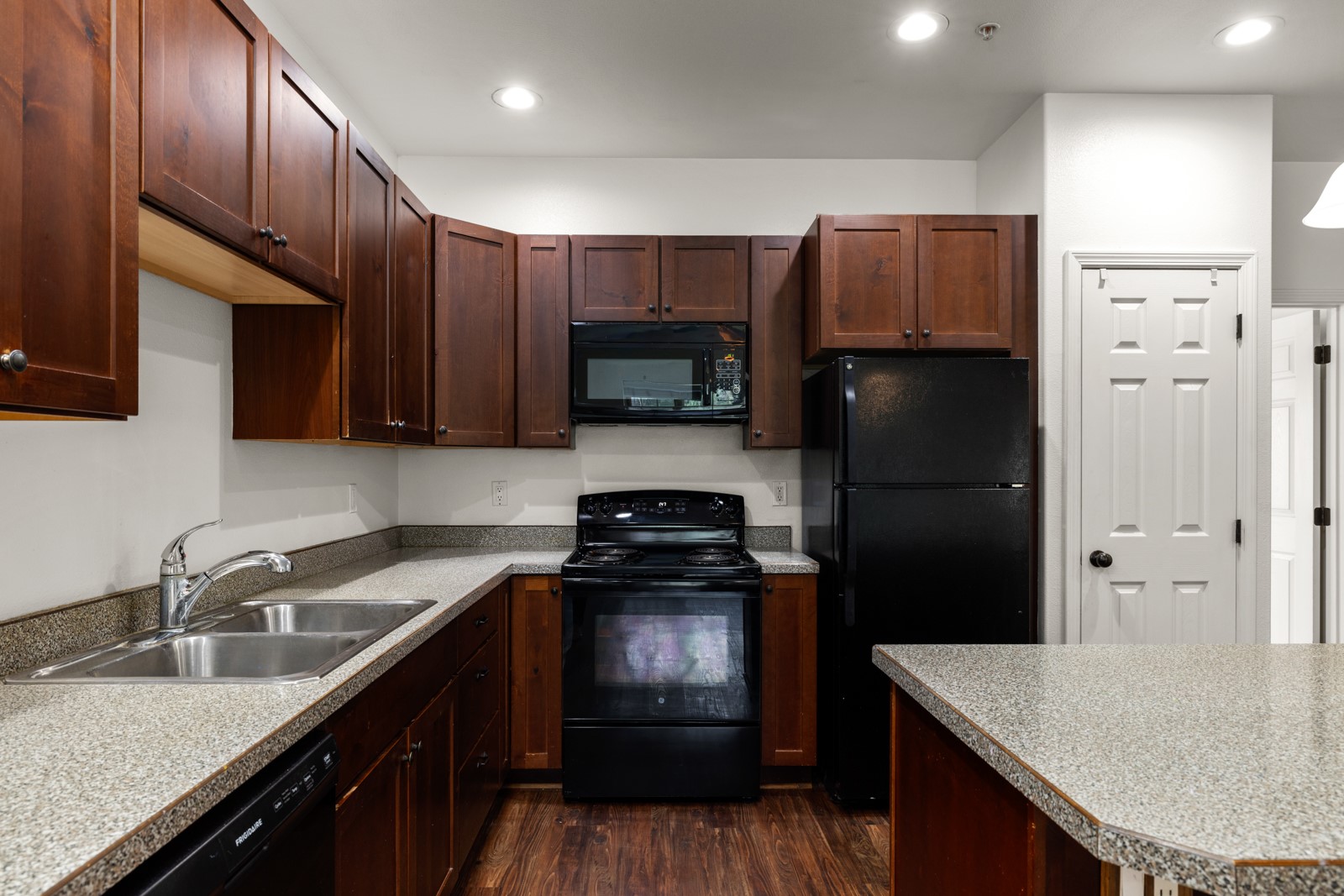 1605 & 1629 4th Avenue W Property Photo 15