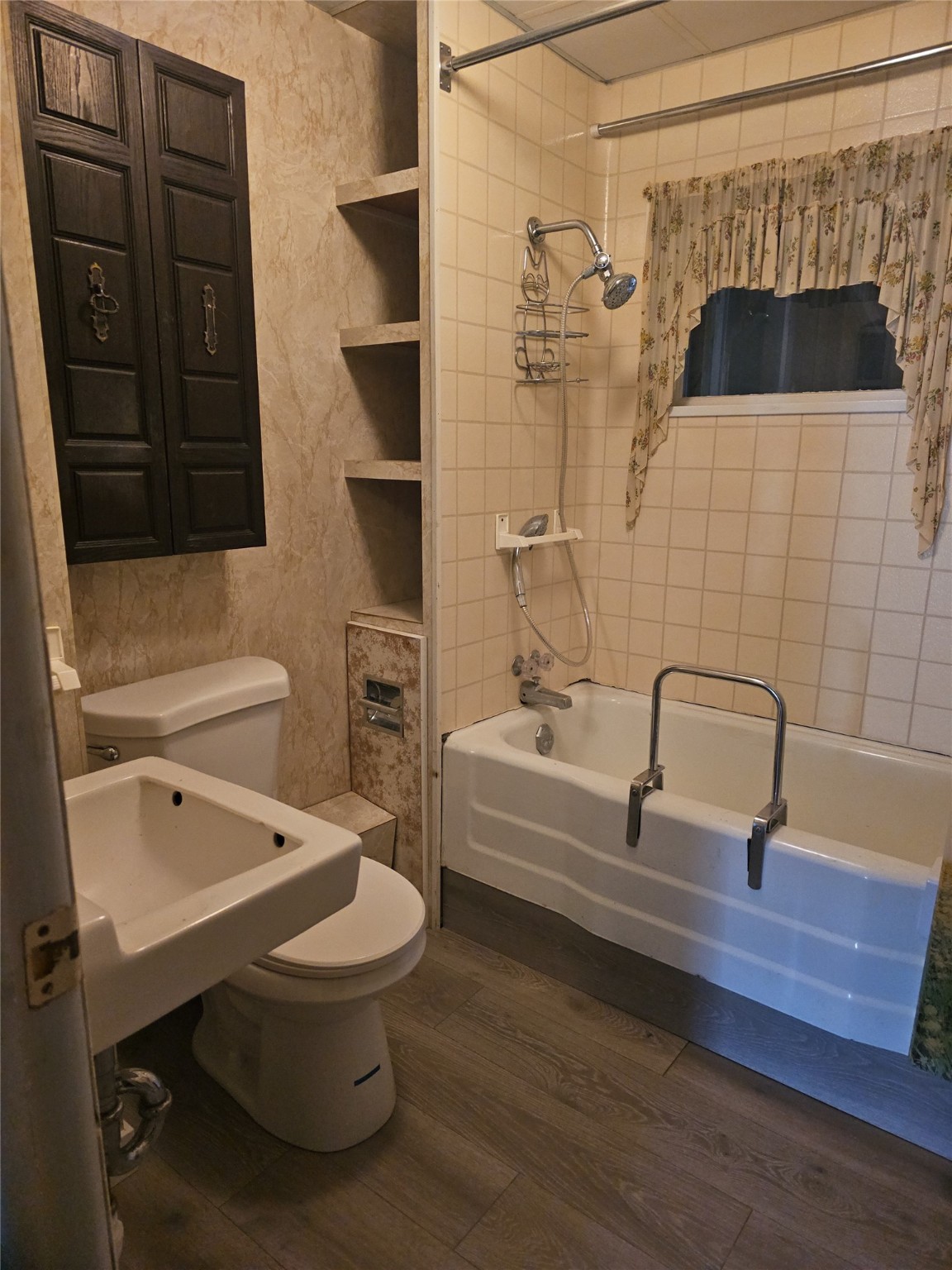 808 2nd Street N Property Photo 15