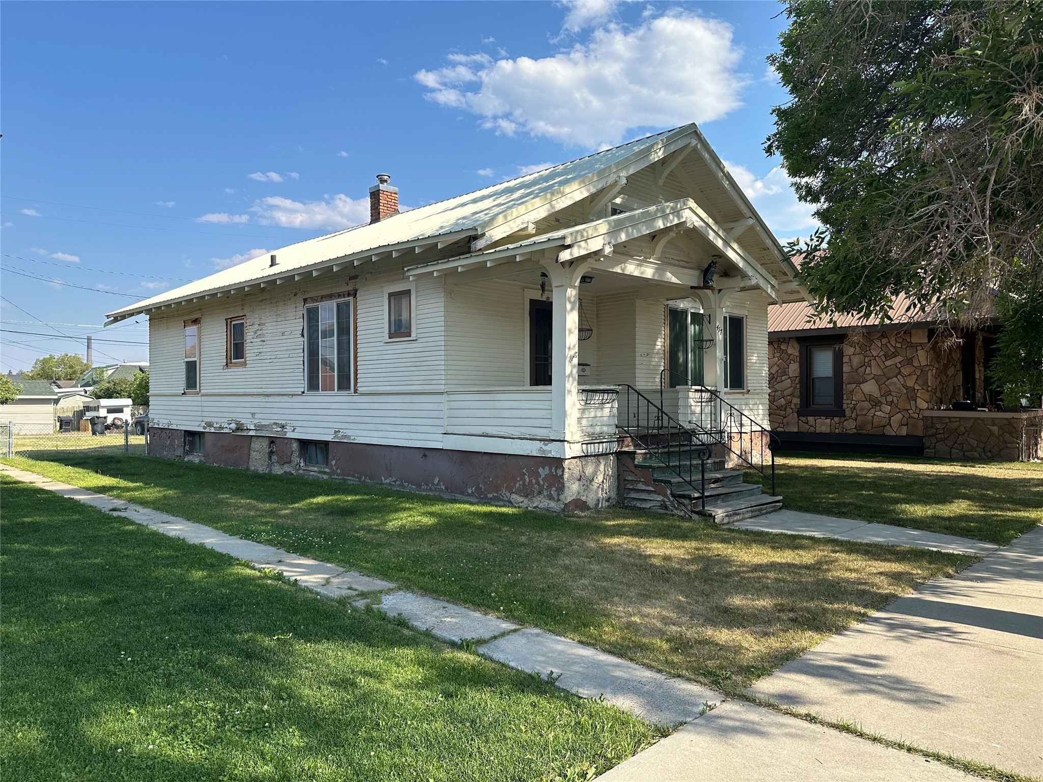 417 Walnut Street Property Photo 1