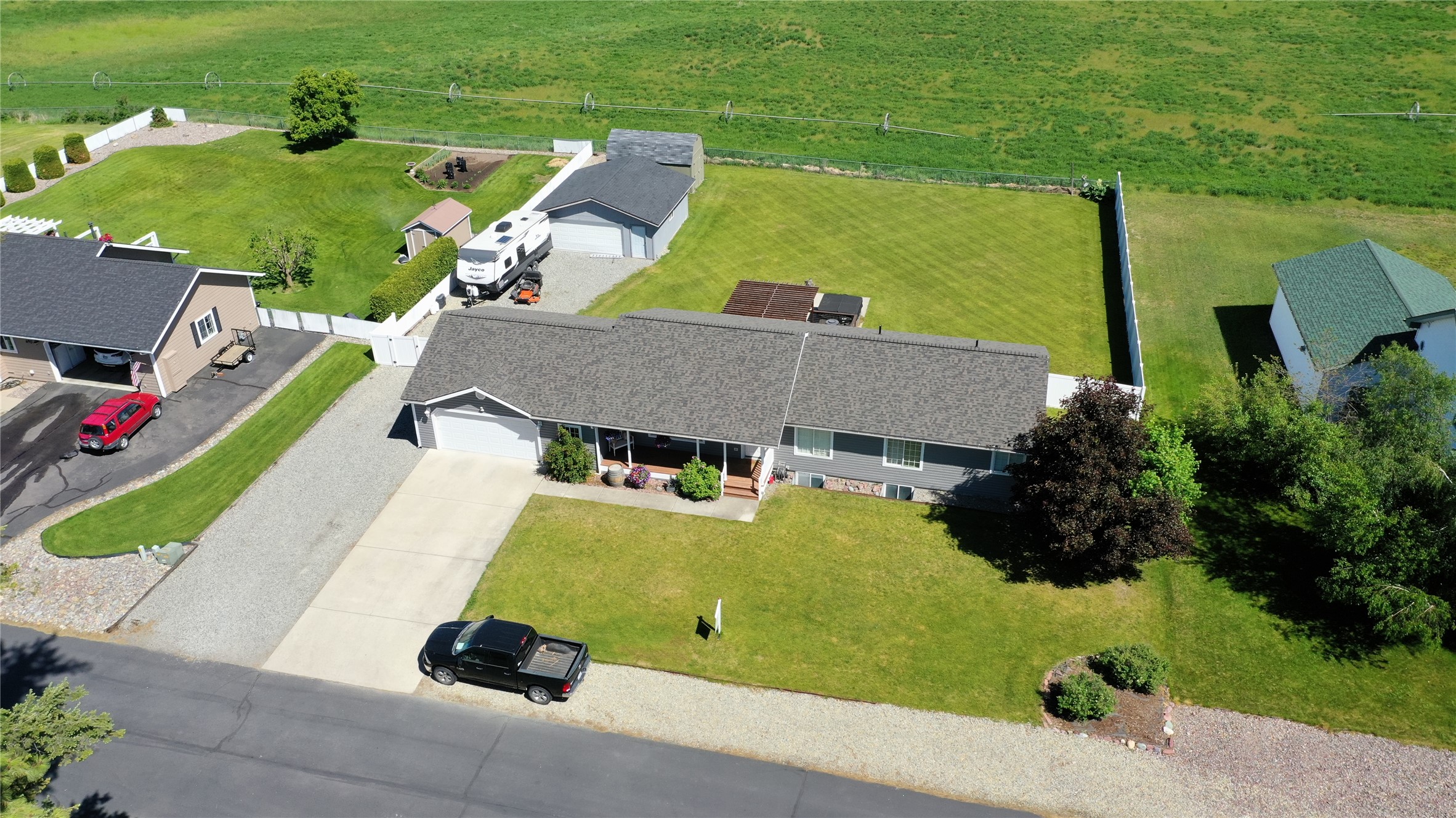 700 Stone Street Property Photo 4