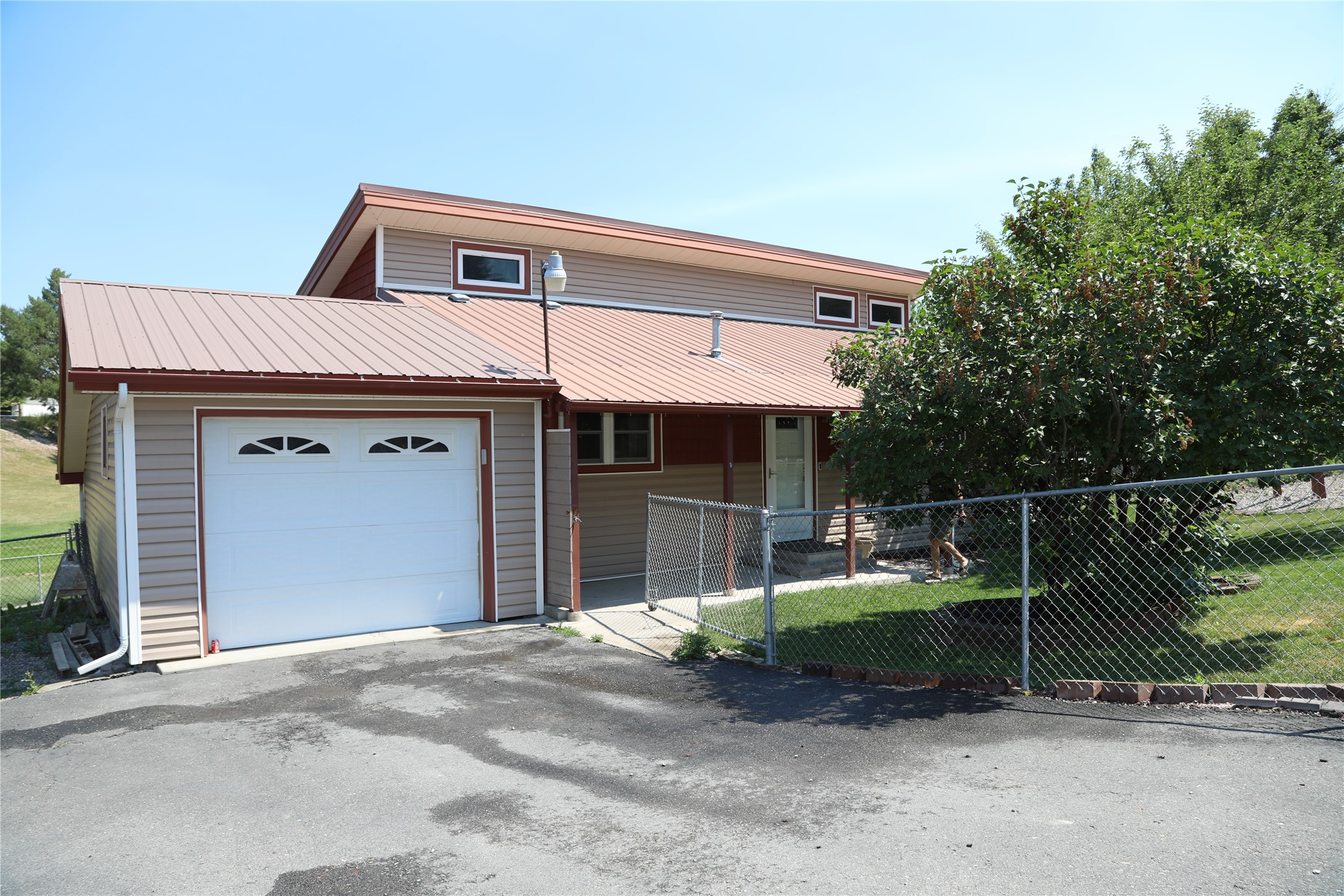 8600 Mourning Dove Drive Property Photo 3