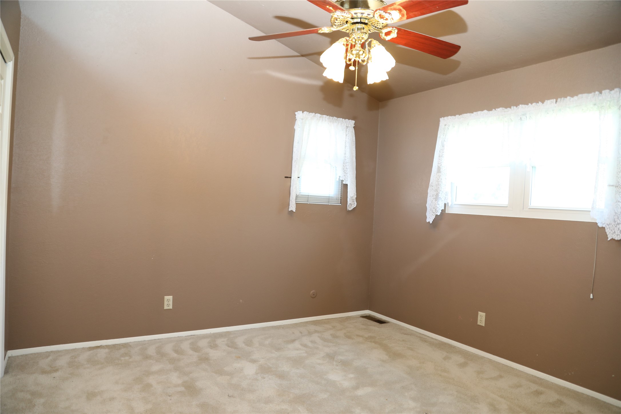 8600 Mourning Dove Drive Property Photo 13