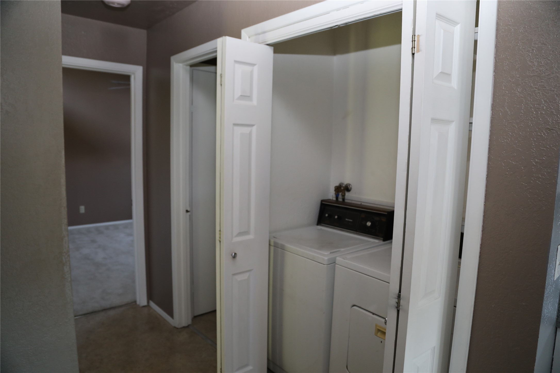 8600 Mourning Dove Drive Property Photo 18