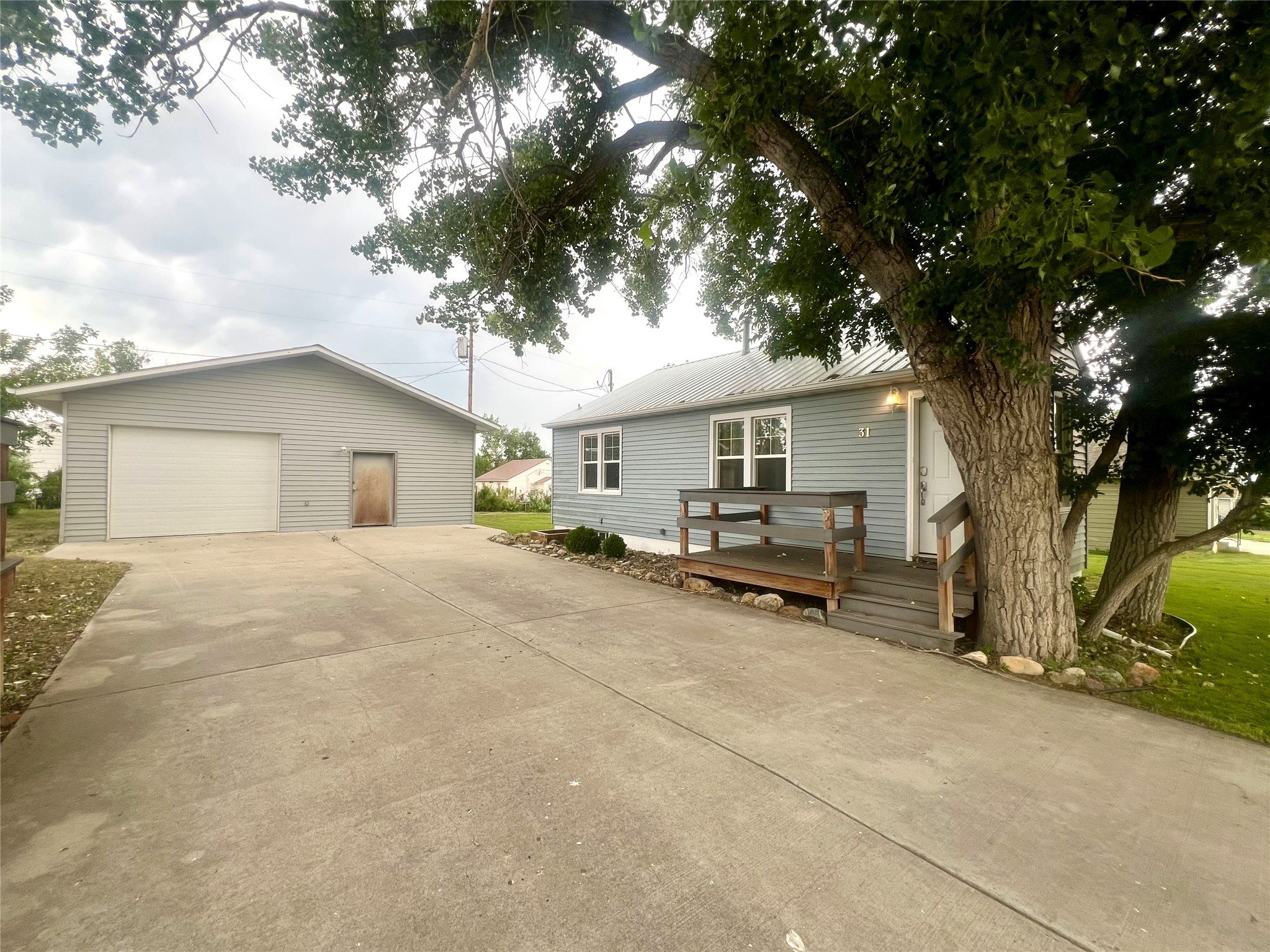 31 S 5th Street Property Photo 1