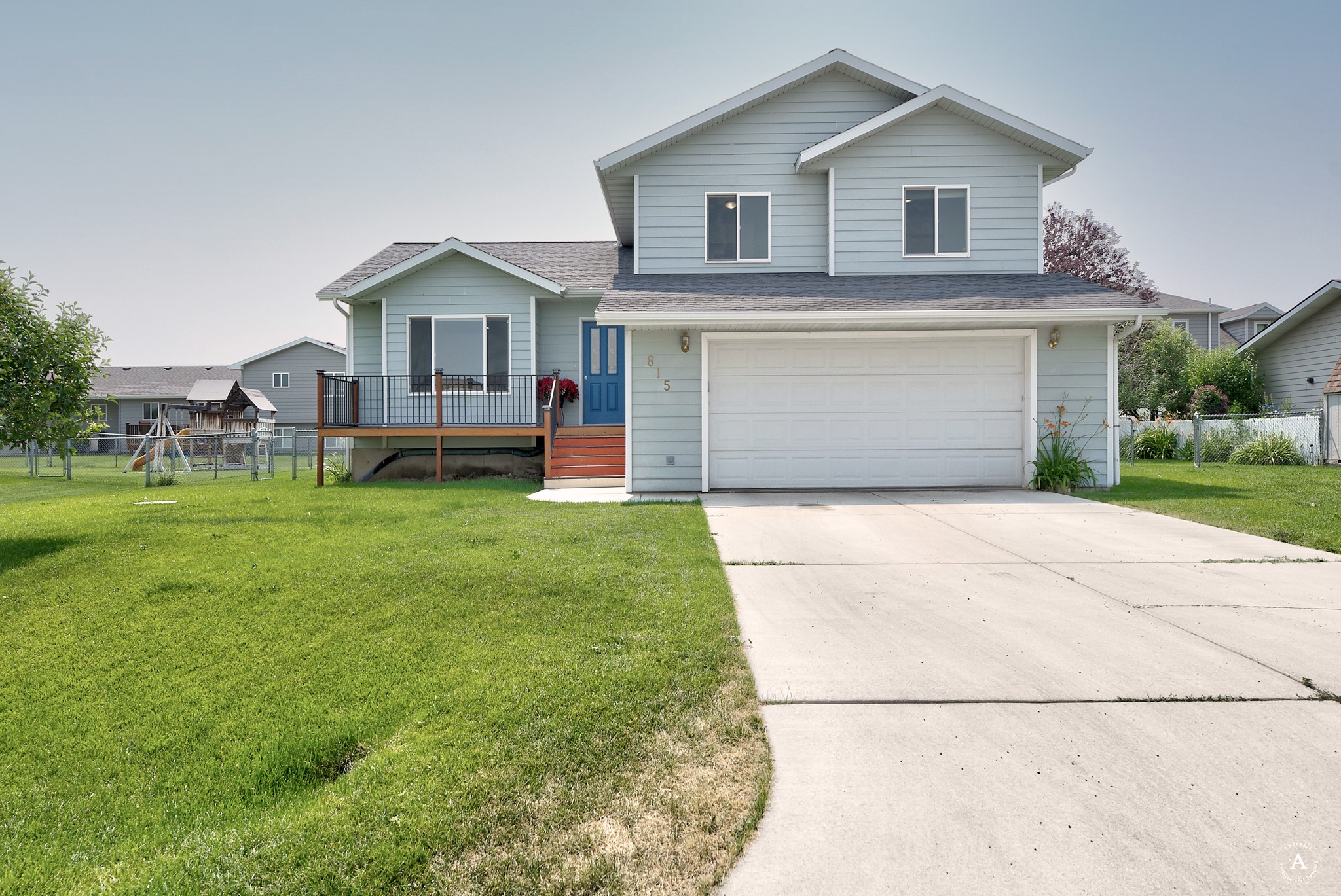 Golden Estates Real Estate Listings Main Image