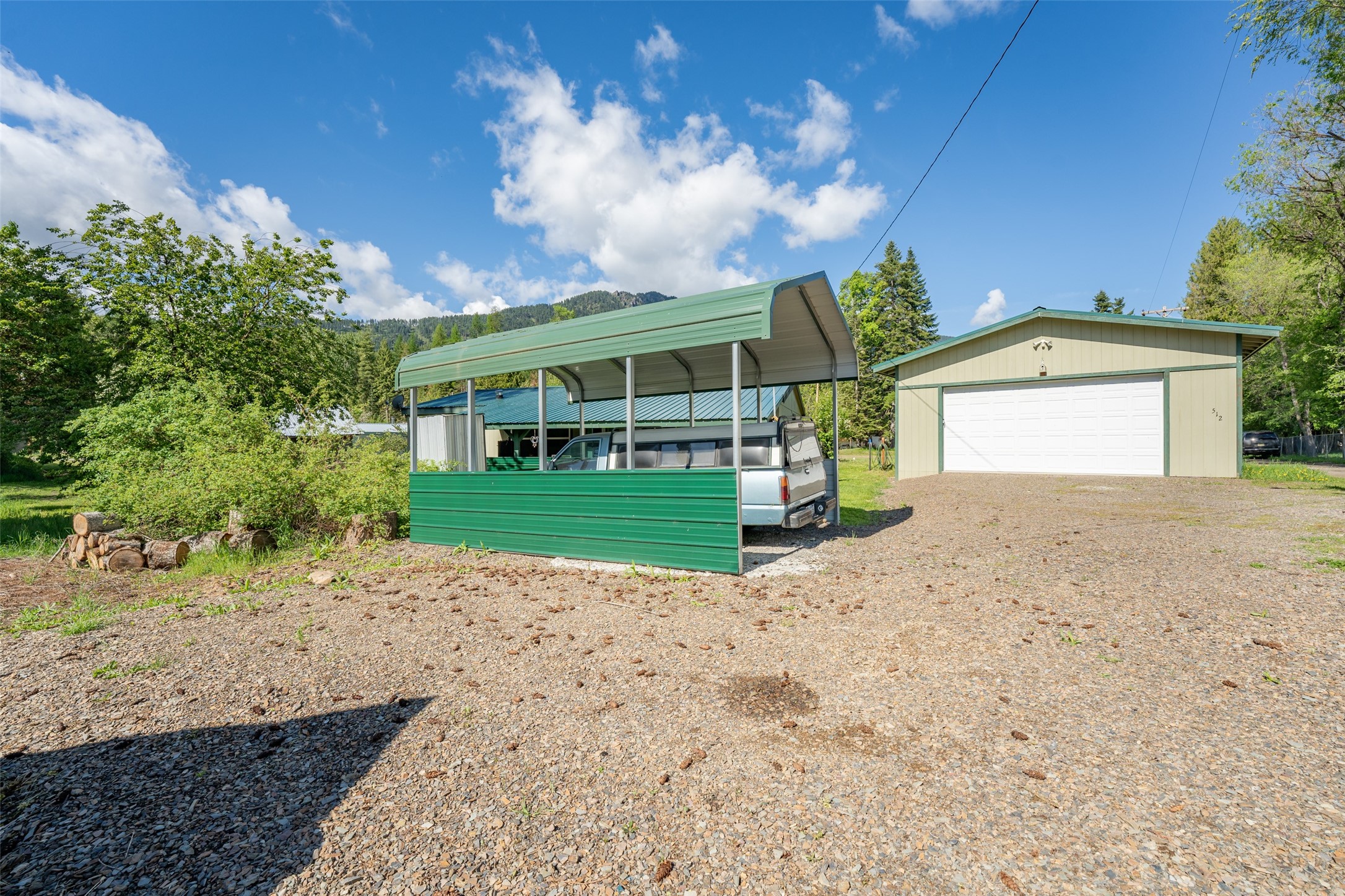 512 Jenkins Avenue Property Photo 3