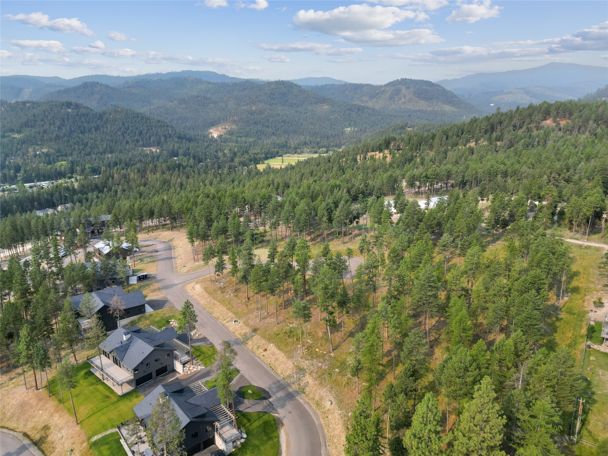 147 Blacktail Loop Property Photo 13