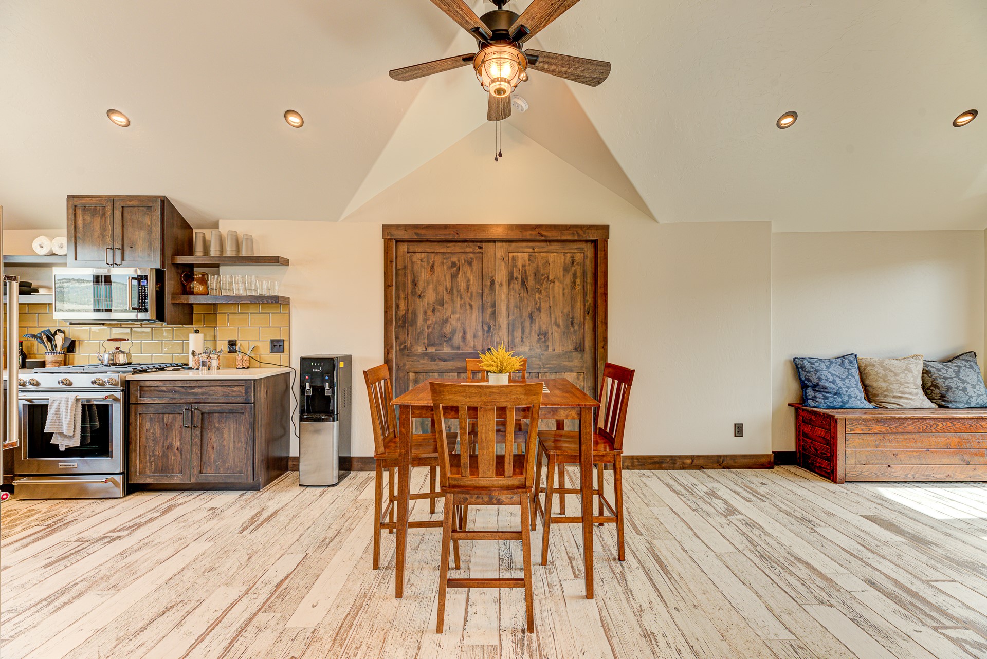 6120 Danas Point Drive Property Photo 43