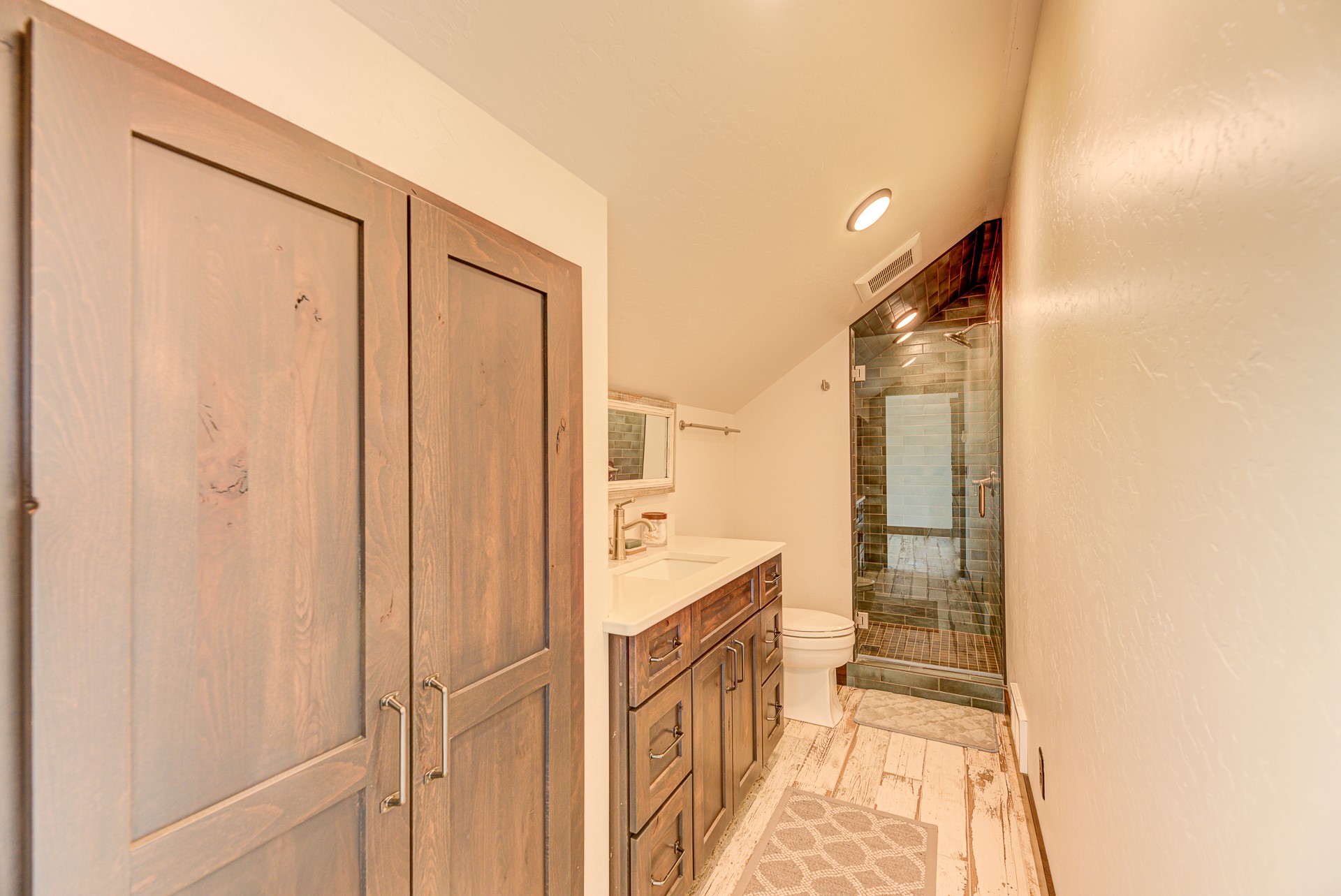 6120 Danas Point Drive Property Photo 45