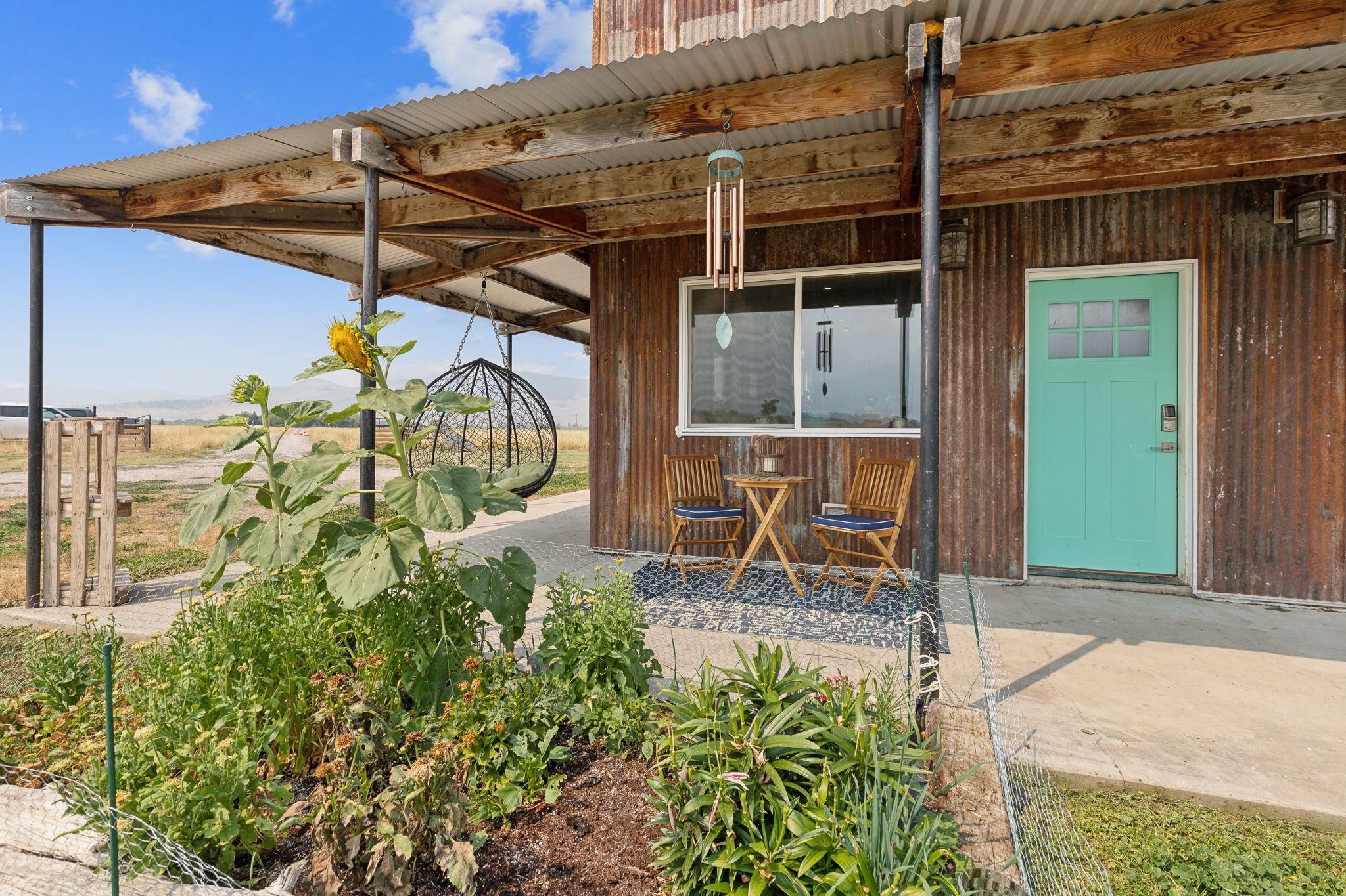 57417 Lower Crossing Road Property Photo 3
