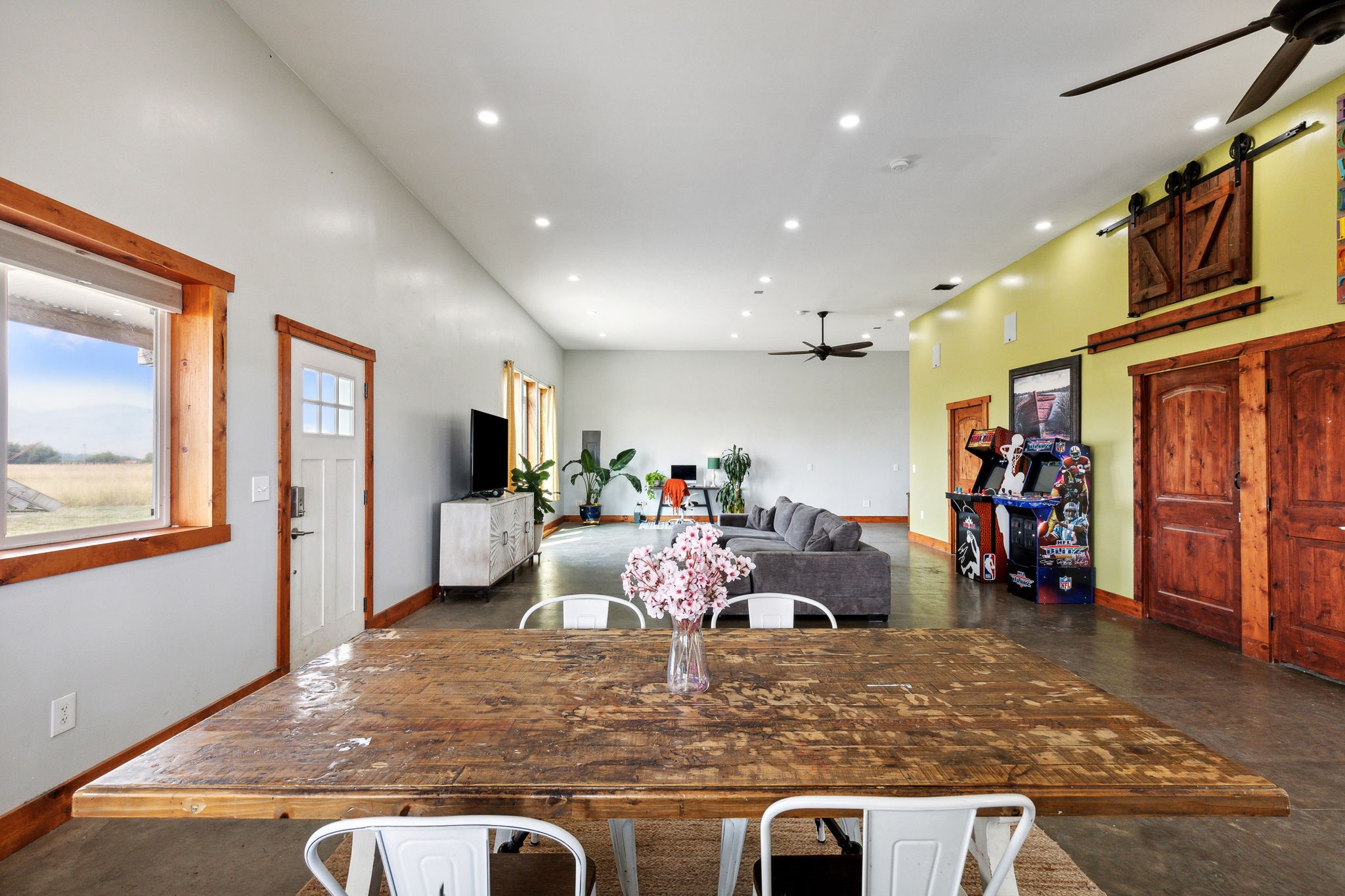 57417 Lower Crossing Road Property Photo 10