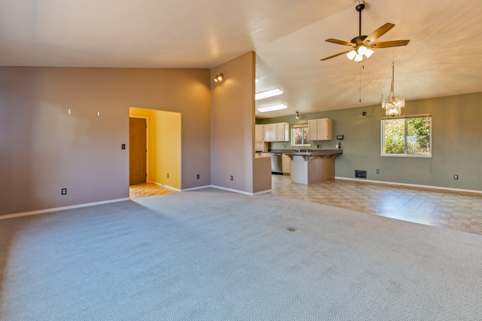 32367 Sunrise Drive Property Photo 14