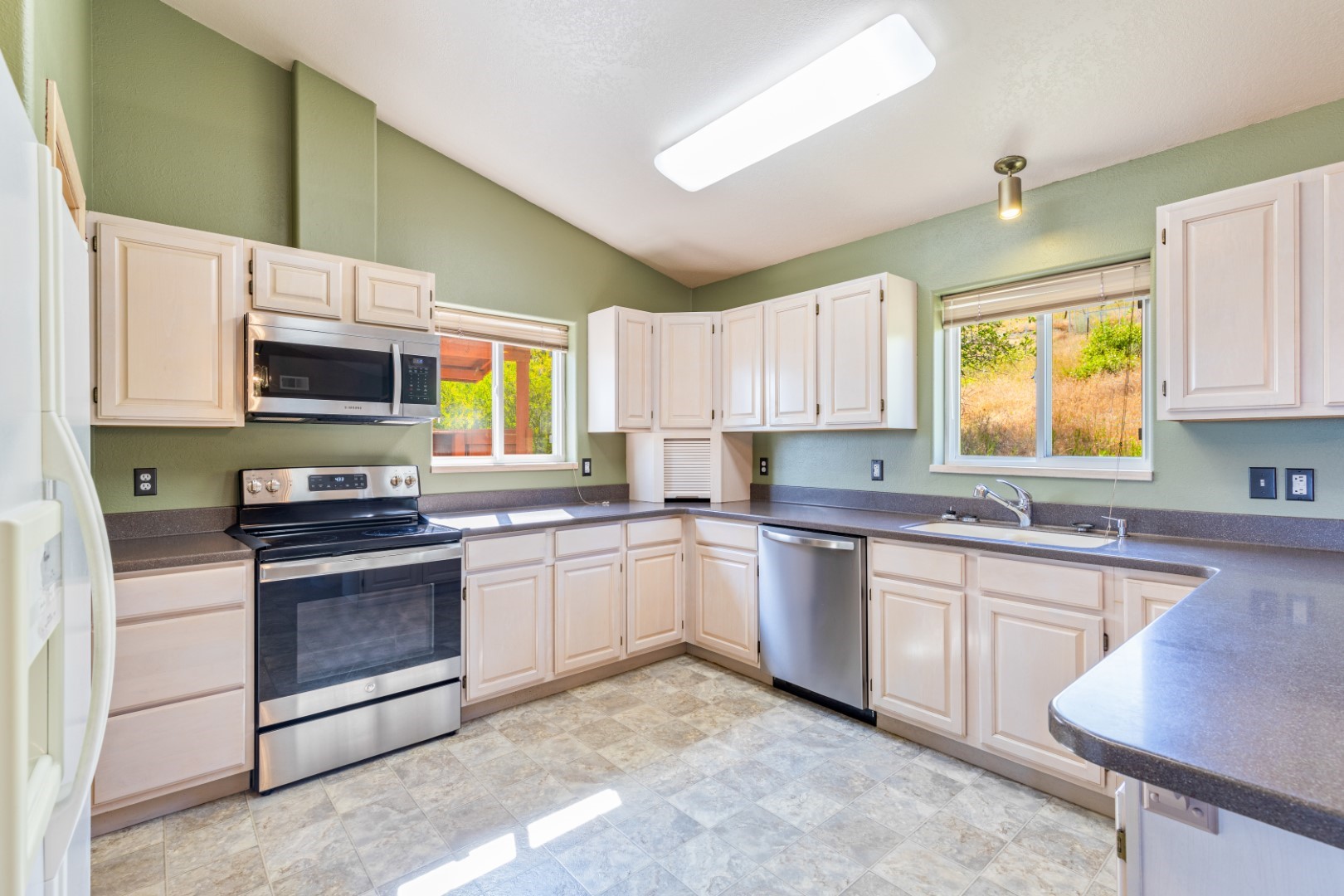 32367 Sunrise Drive Property Photo 18