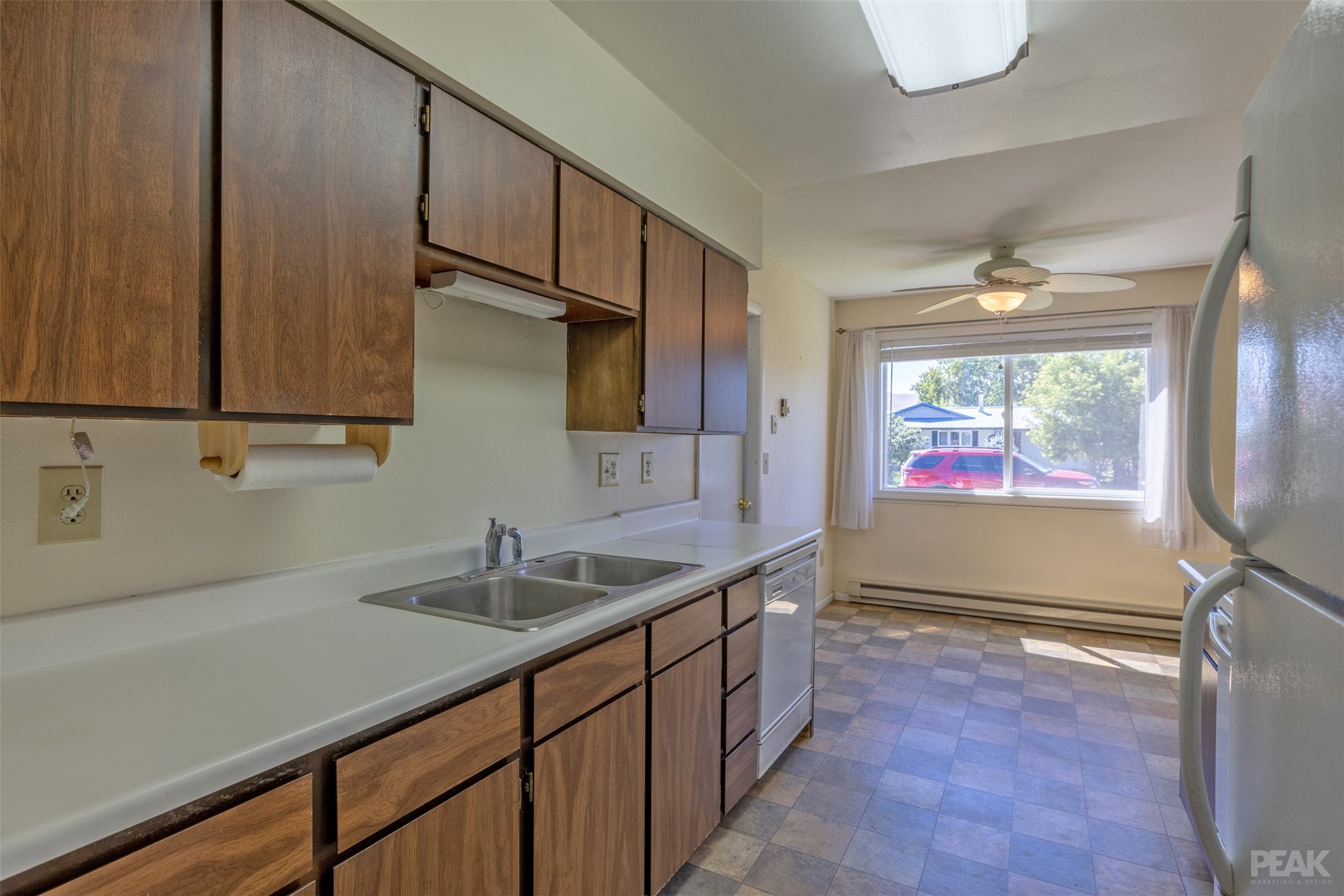 505 S Oak Street A & B Property Photo 19