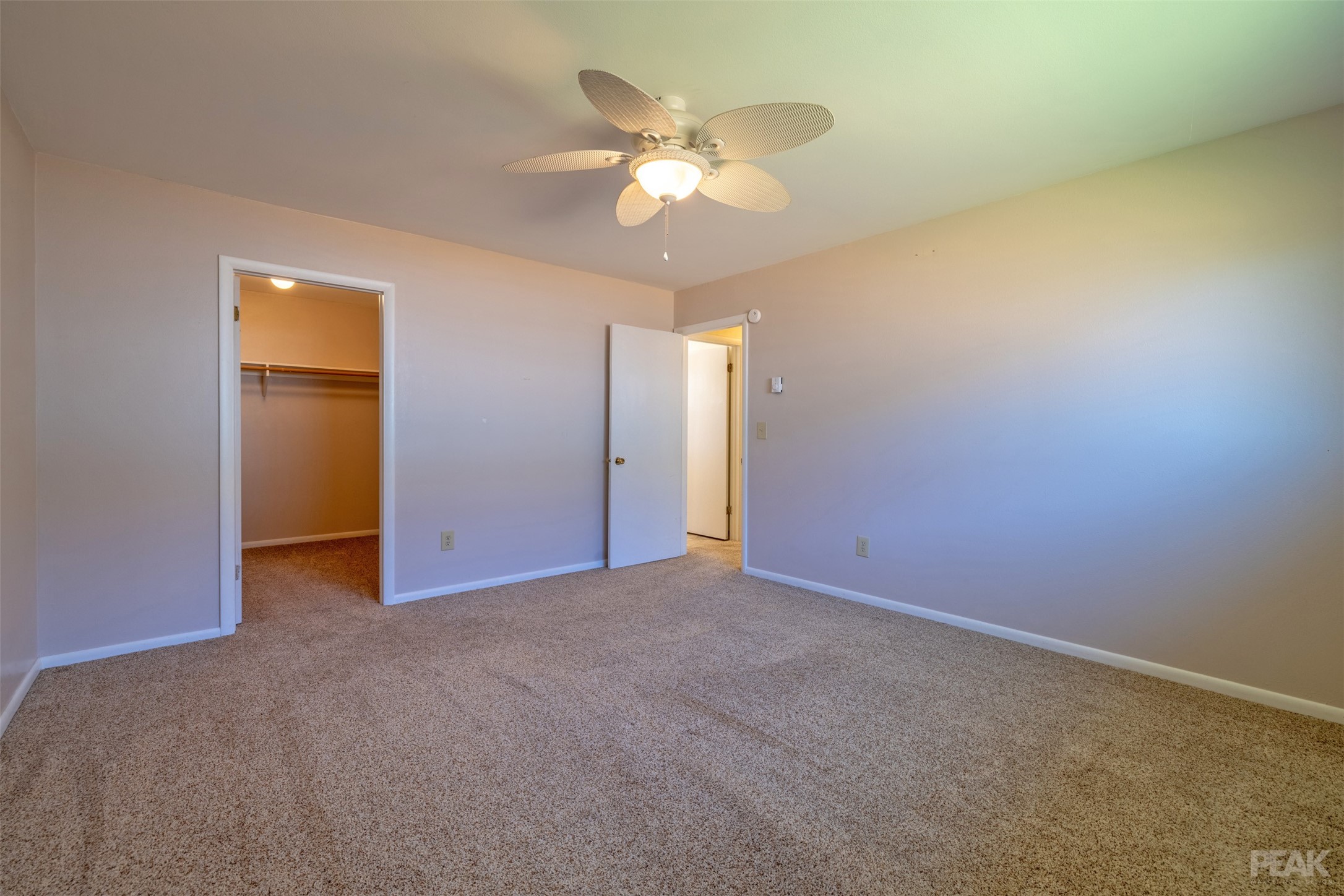 505 S Oak Street A & B Property Photo 23