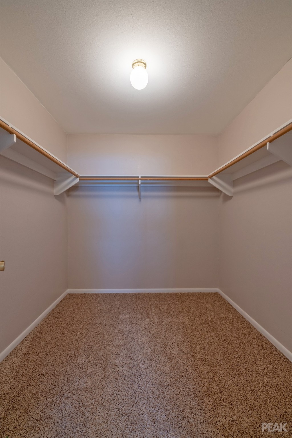 505 S Oak Street A & B Property Photo 24