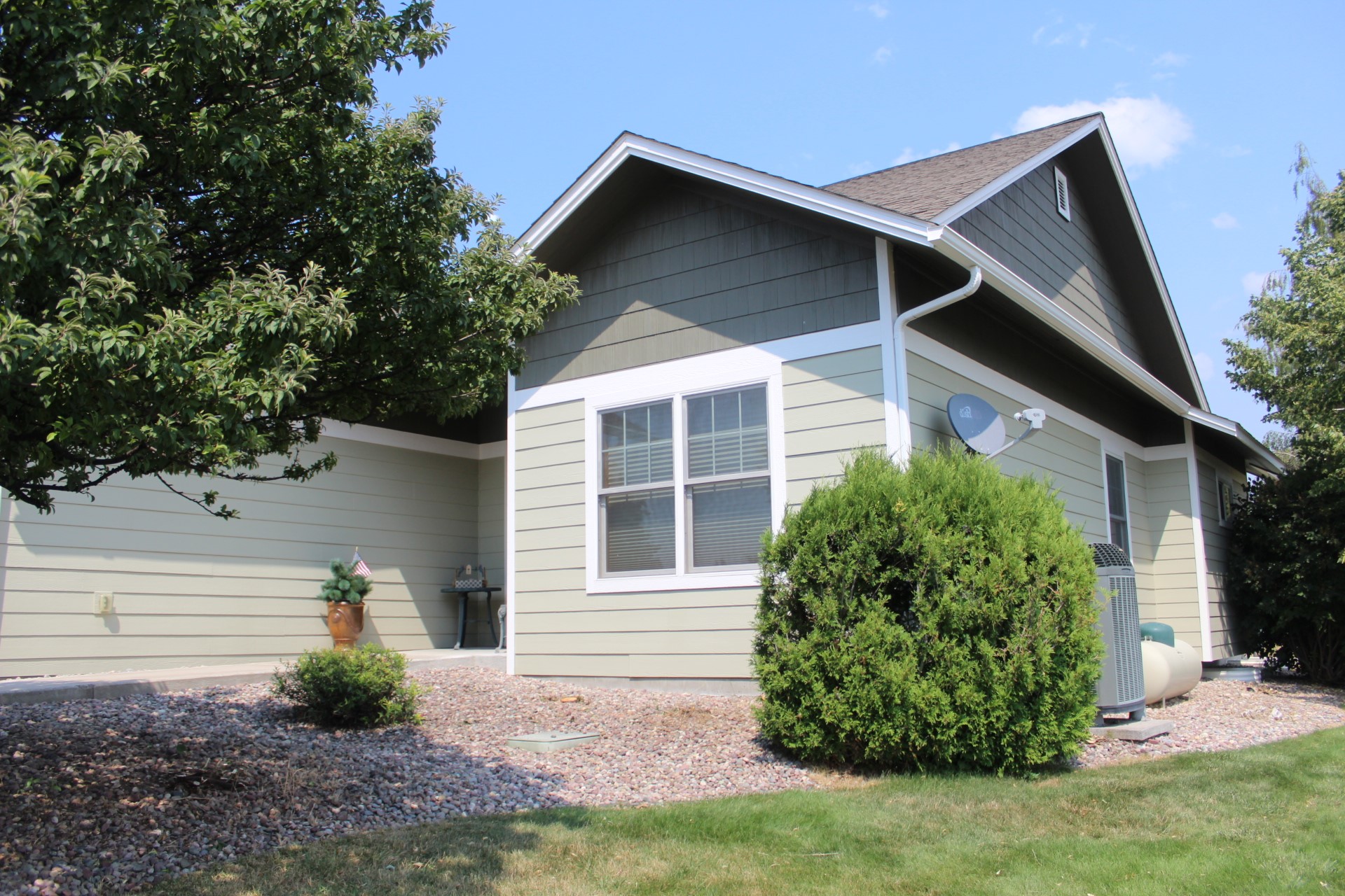 294 Montana Landing Property Photo 6