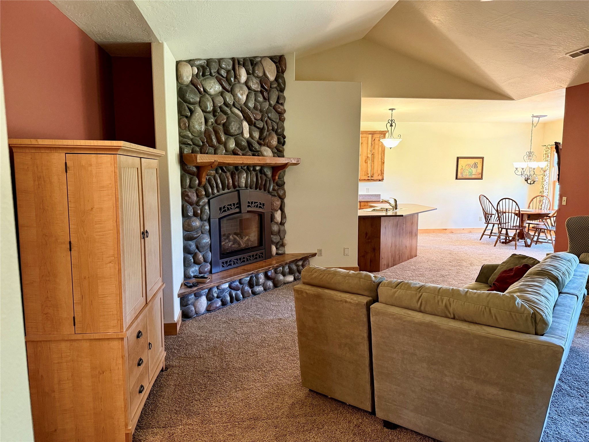 294 Montana Landing Property Photo 9