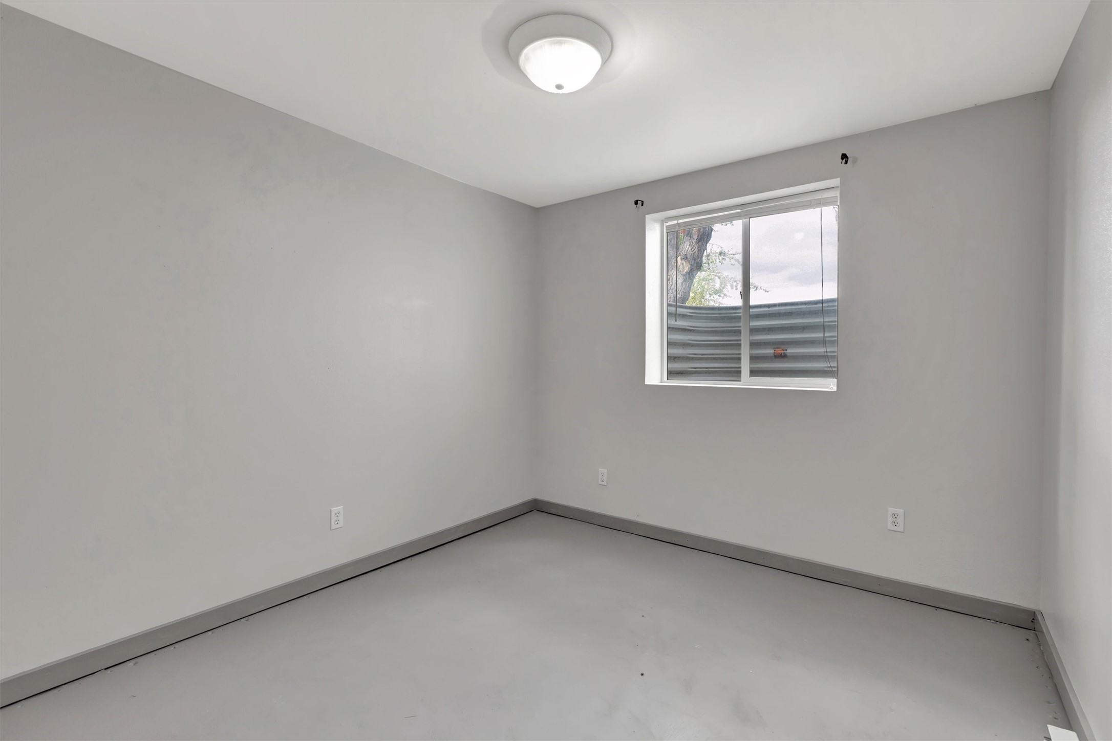 1114 Hanlan Lane Property Photo 31
