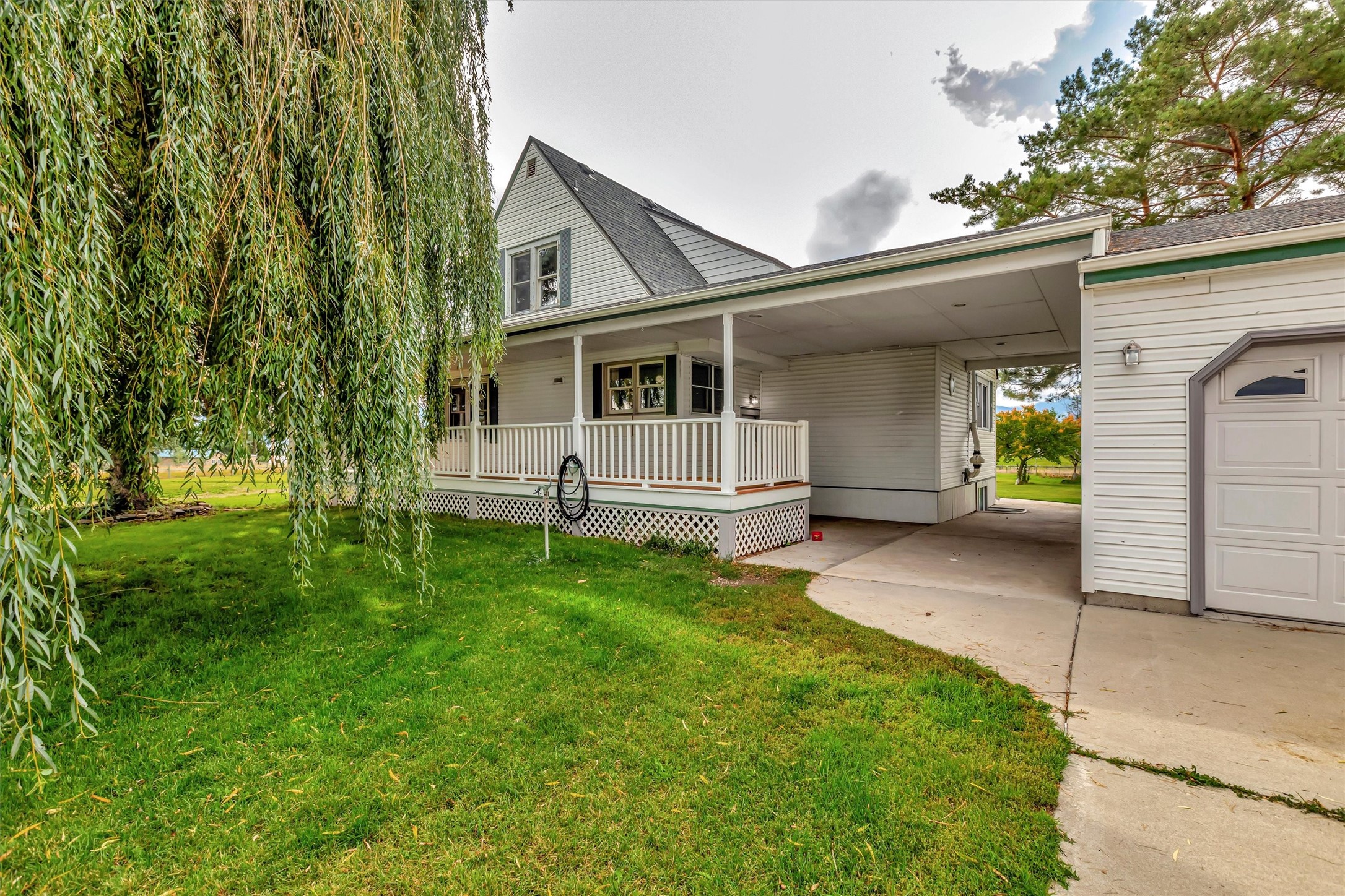 1114 Hanlan Lane Property Photo 33