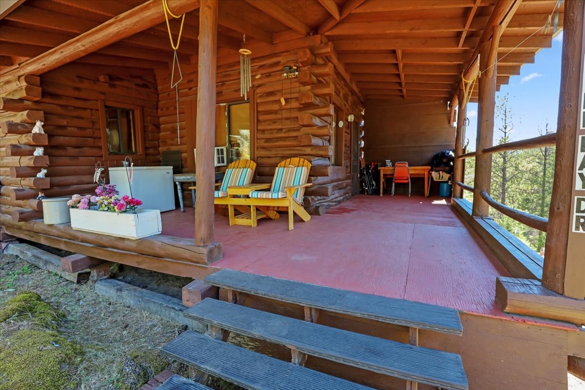 400 Pine Bay Drive Property Photo 10