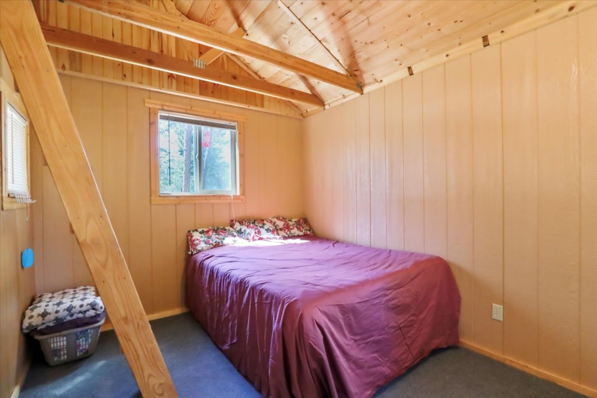400 Pine Bay Drive Property Photo 23