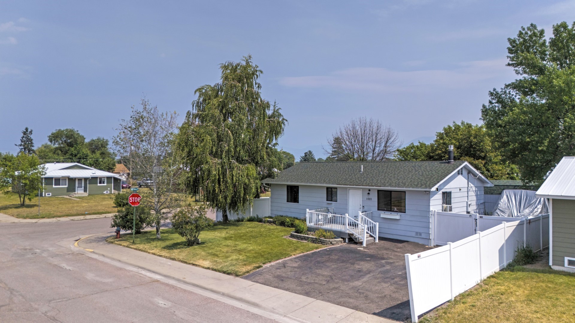 1001 5th Street W Property Photo 7