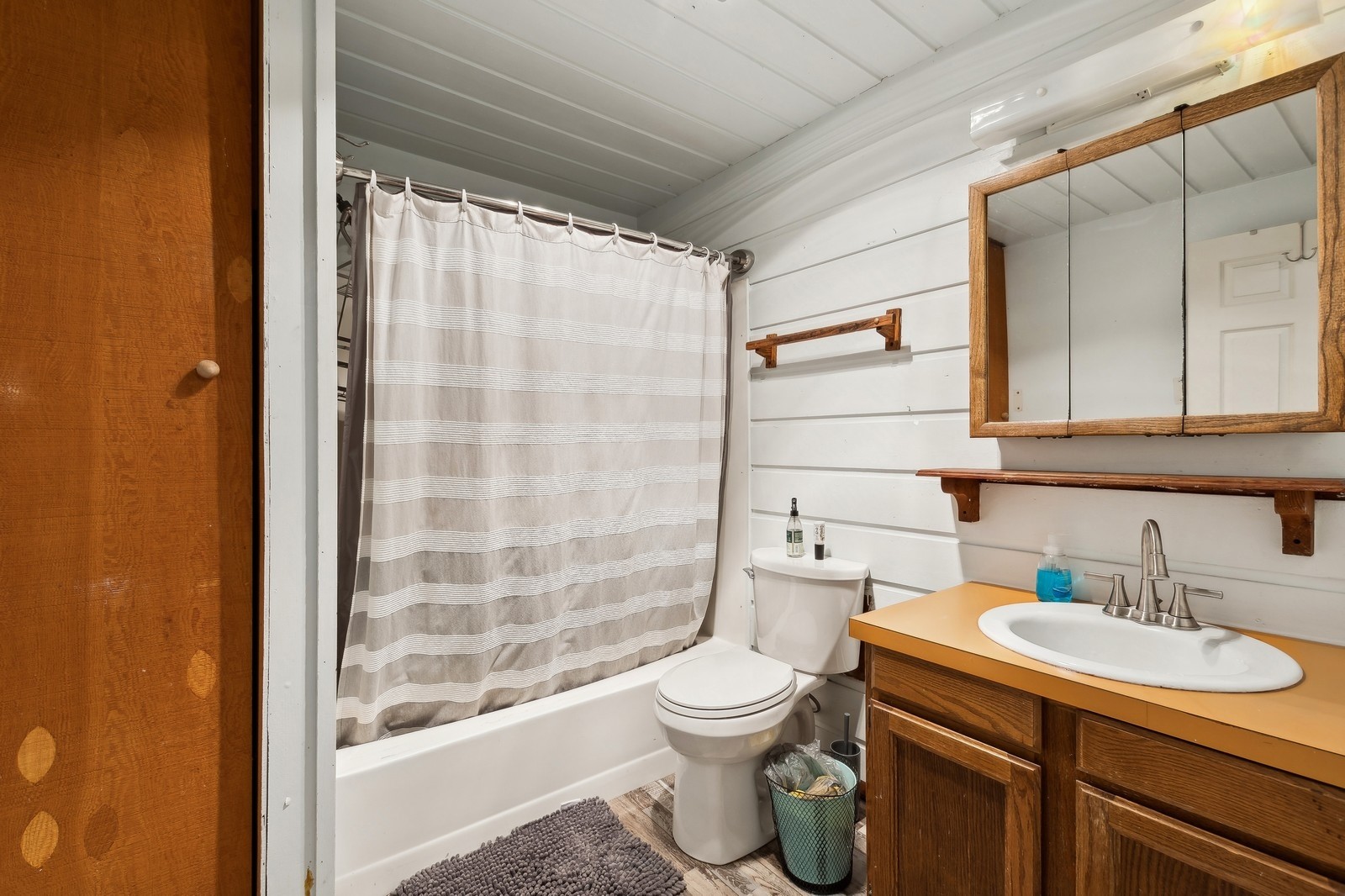1520 W Lakeshore Drive Property Photo 14