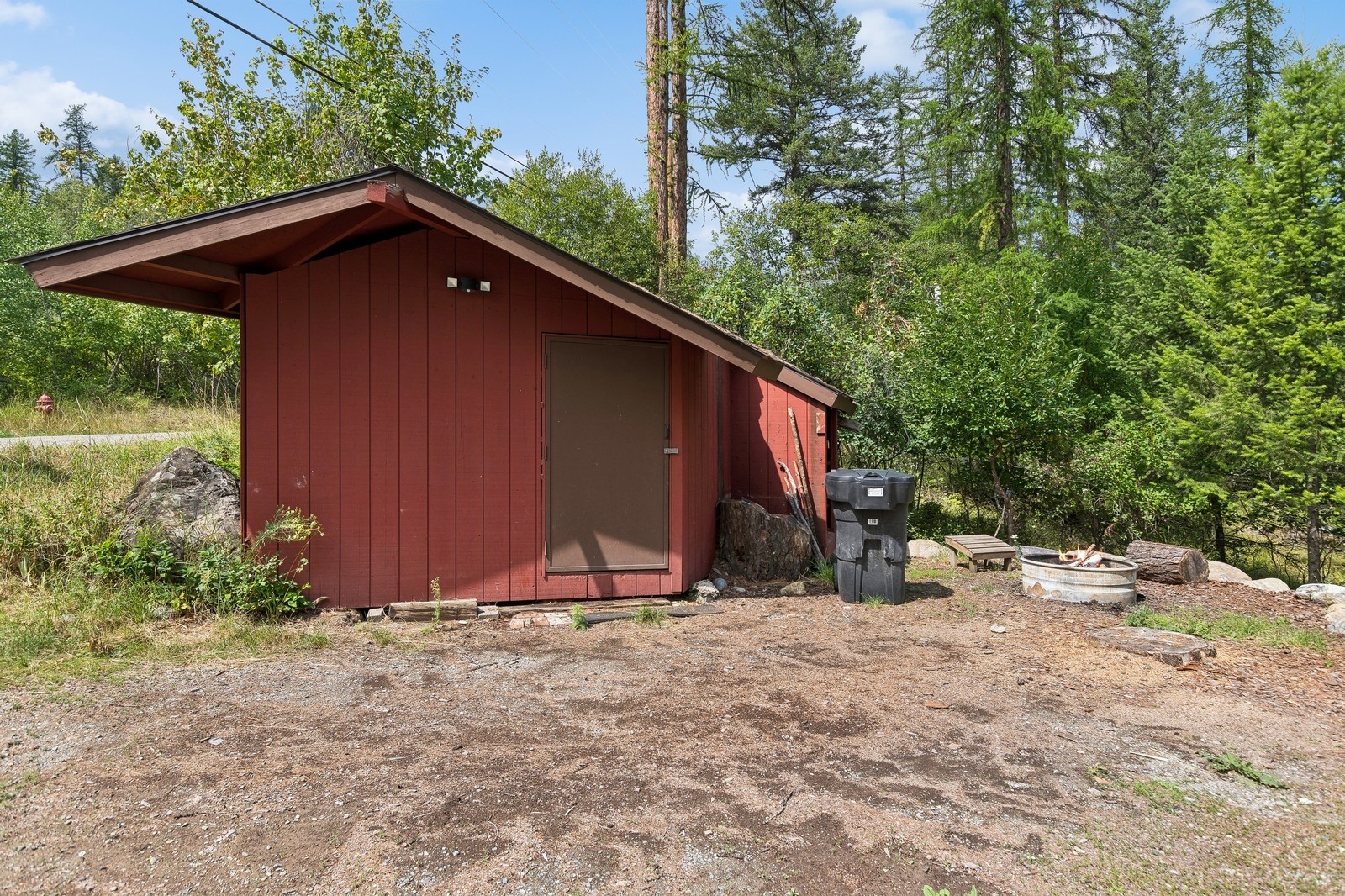 1520 W Lakeshore Drive Property Photo 27