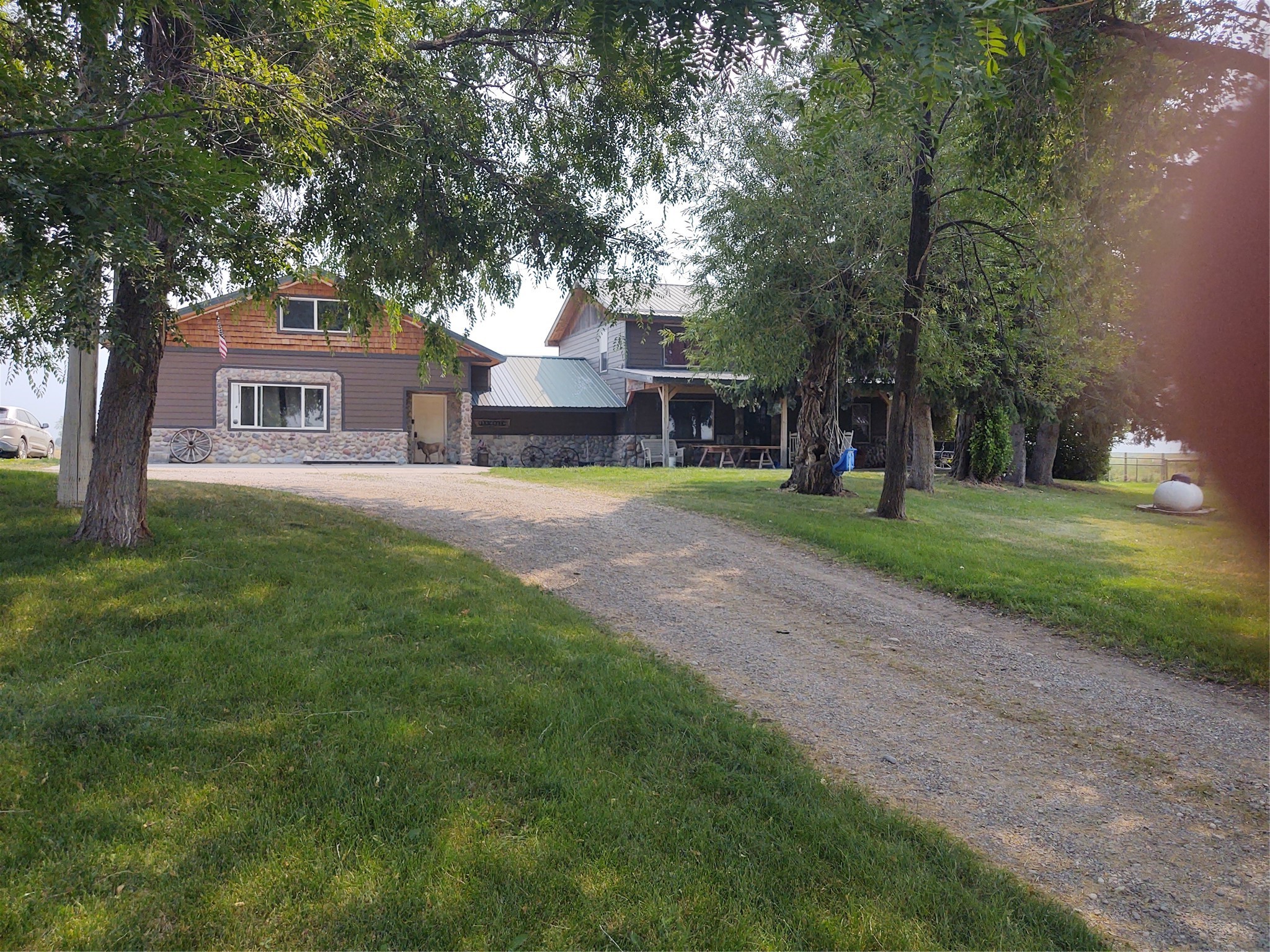 54576 Kerns Road Property Photo 3