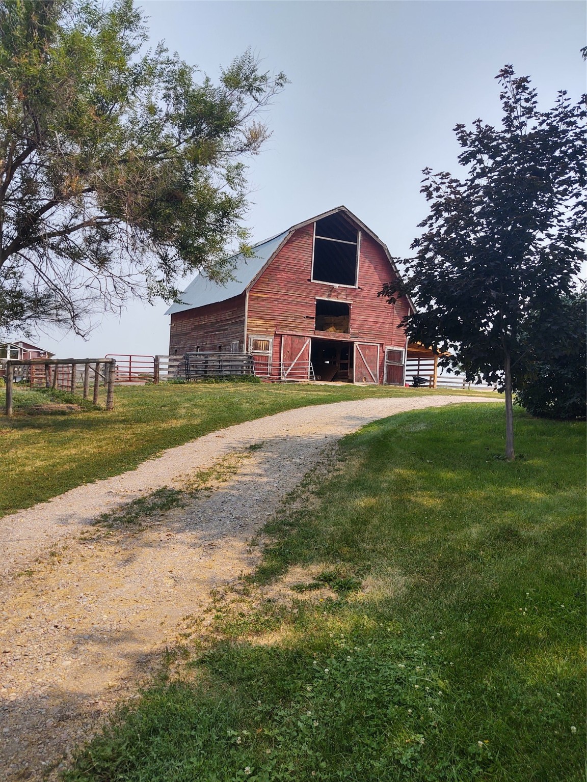 54576 Kerns Road Property Photo 7