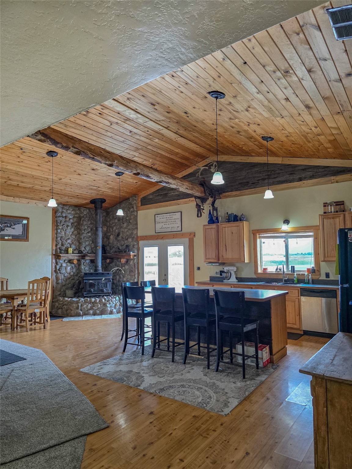 54576 Kerns Road Property Photo 14