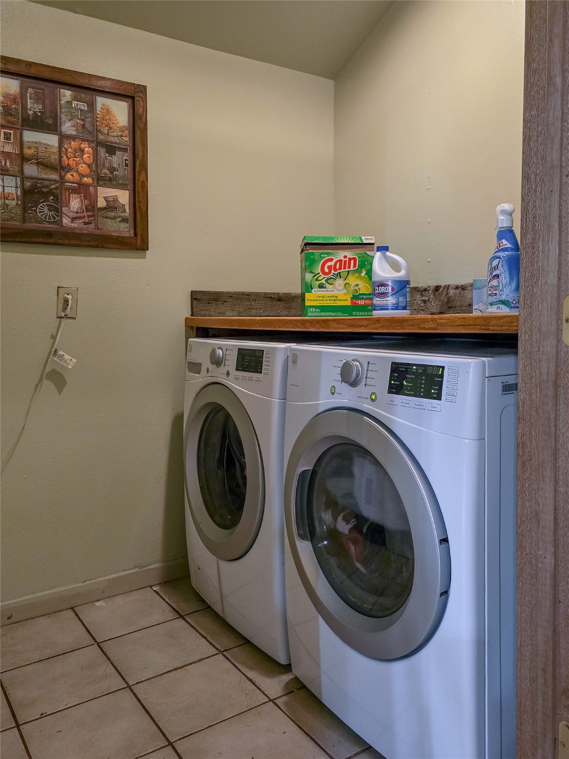 54576 Kerns Road Property Photo 23