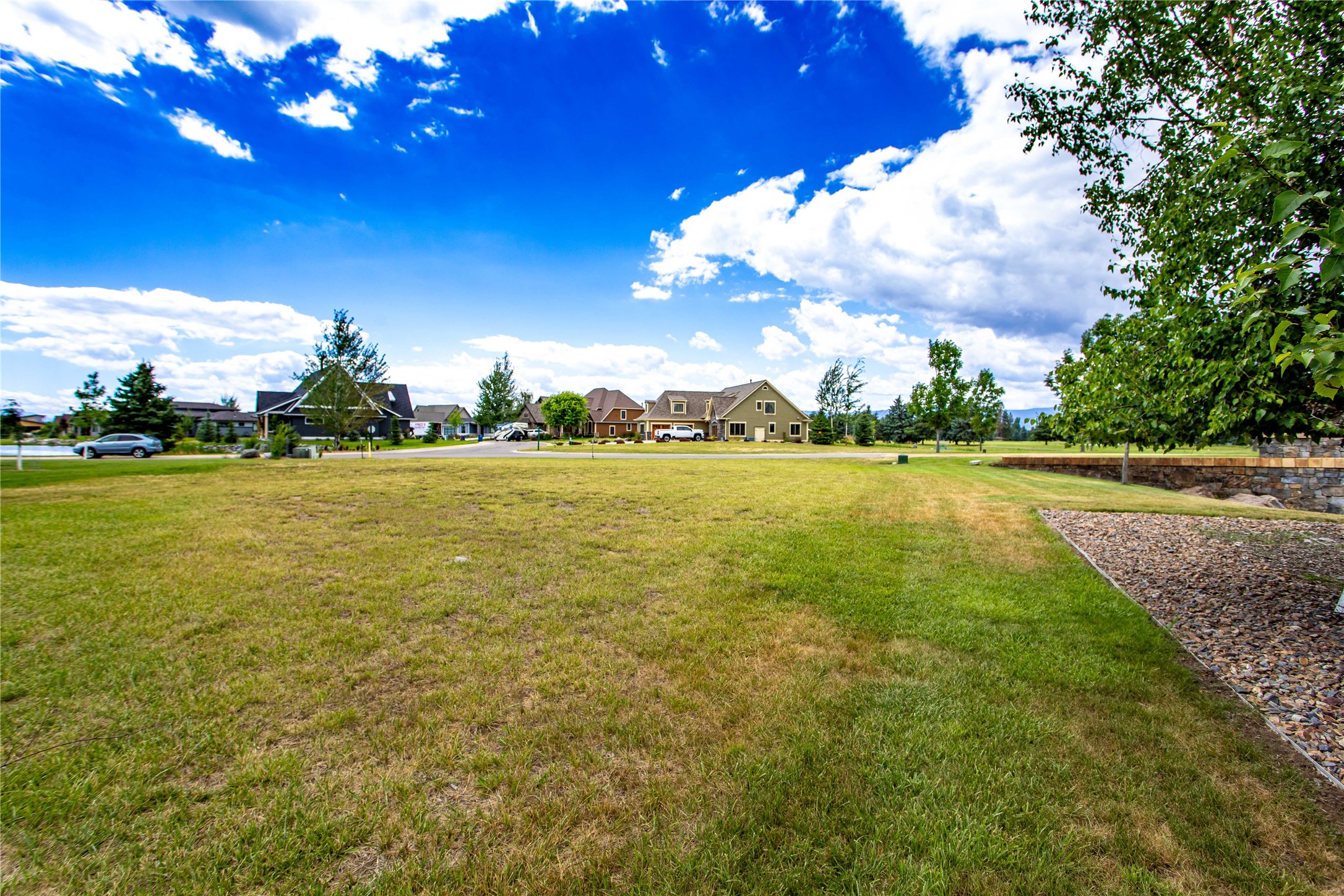 1001 Lake Pointe Drive Property Photo 3