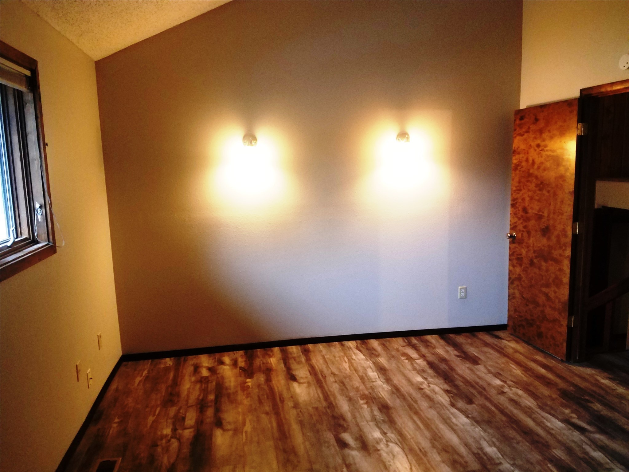 305 Harrison Boulevard B Property Photo 16